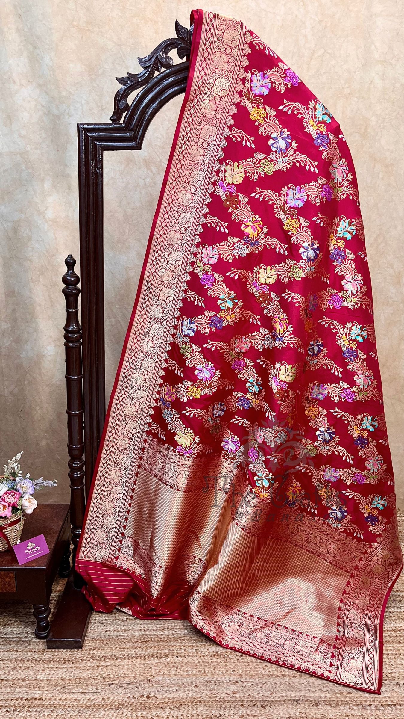 Pure Katan Silk Handloom Banarasi Saree - All Over Kadiyal Jaal Work