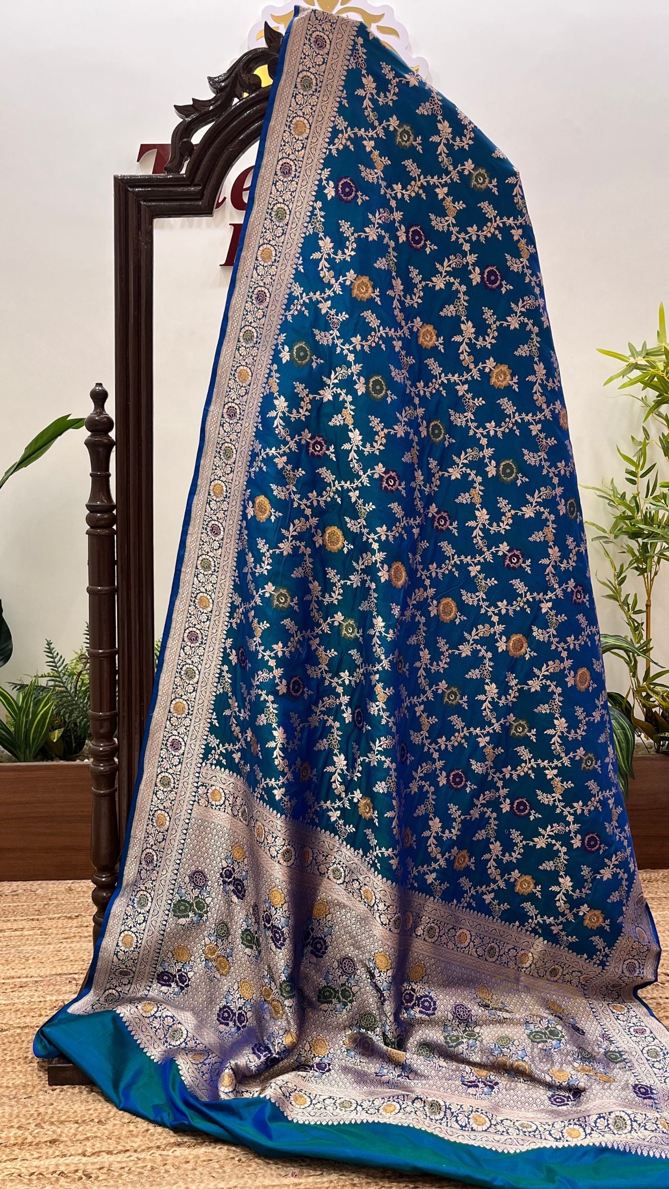 Pure Katan Silk Handloom Banarasi Saree - Jaal With Meenakari