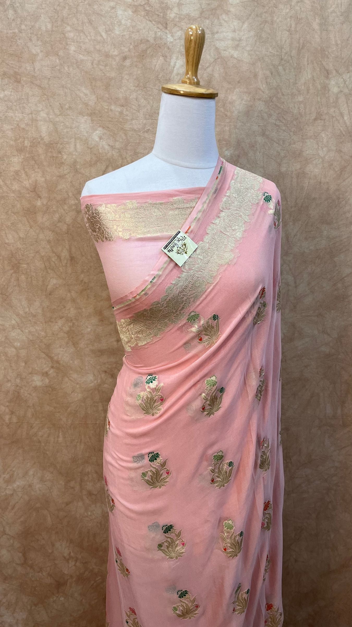 Khaddi Georgette Handloom Banarasi Saree - Jaal with Meenakari