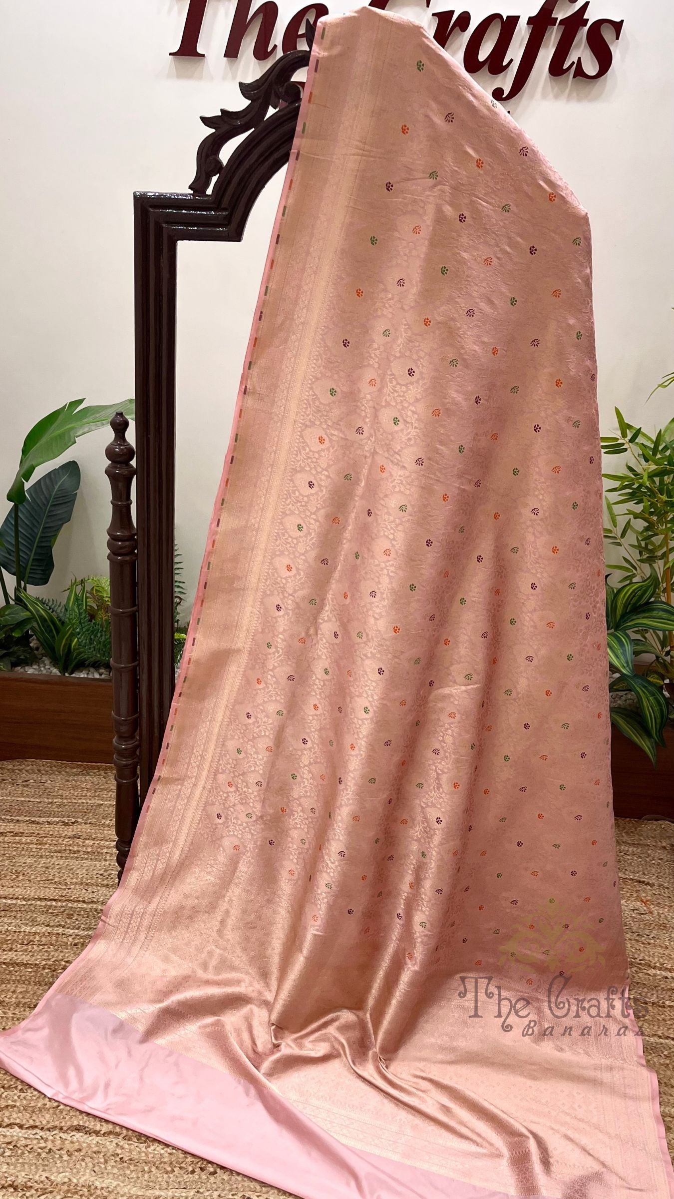Pure Katan Silk Handloom Banarasi Saree - Tanchui Brocade Meenakari