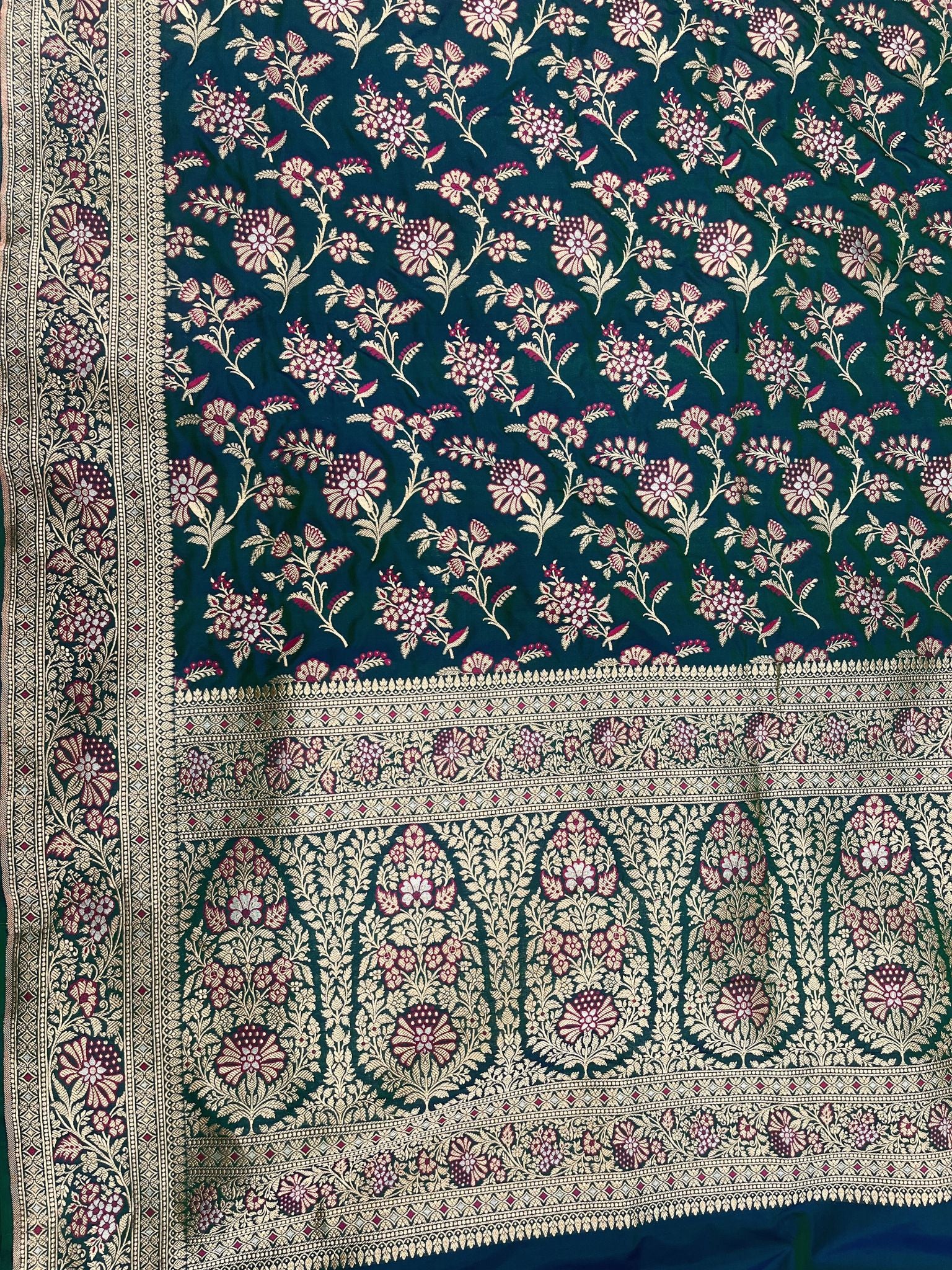 Pure Katan Silk Handloom Banarasi Saree - Jaal Work With Meenakari