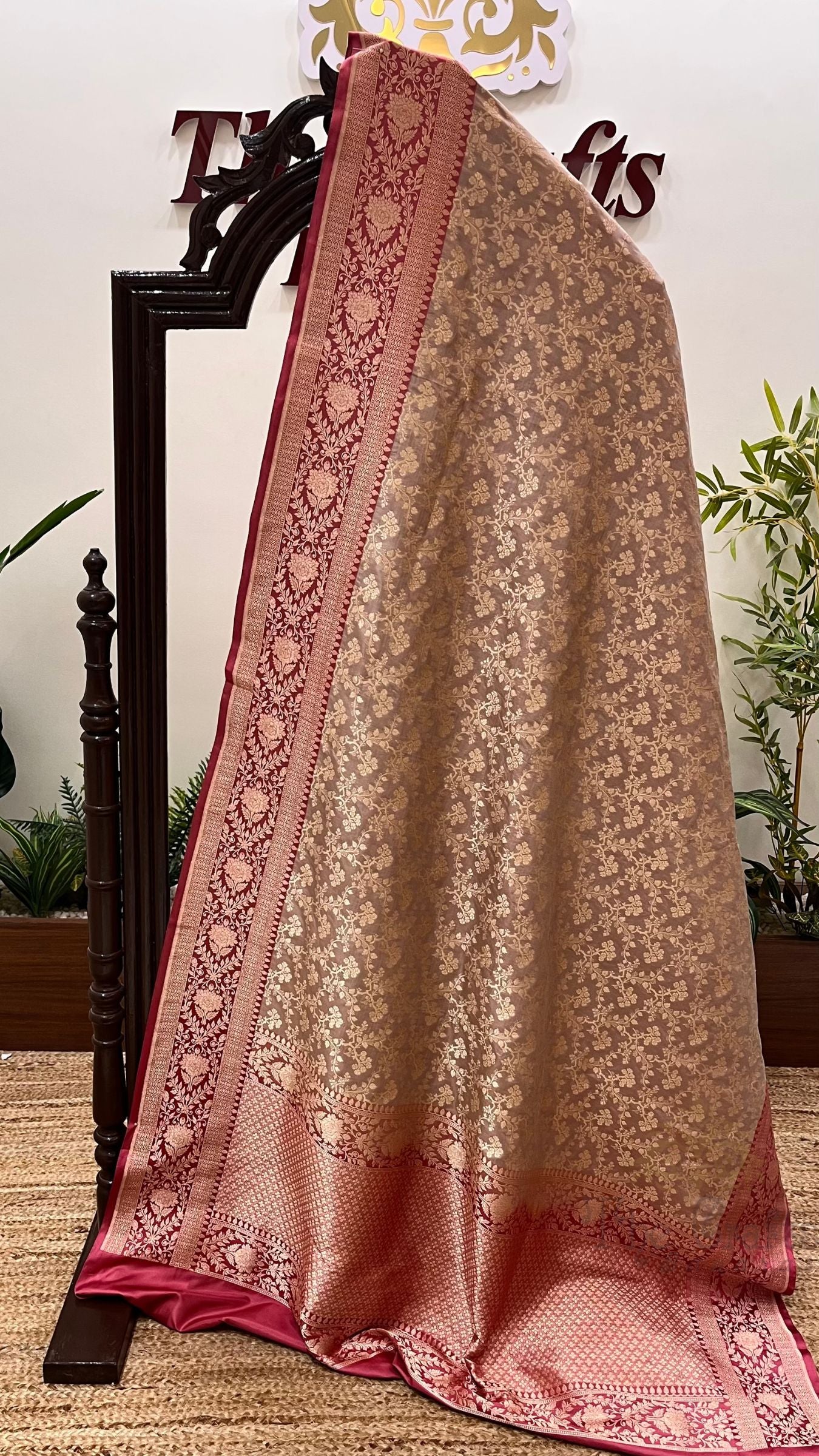 Pure Katan Silk Handloom Banarasi Saree - Jaal Work with Satin Border