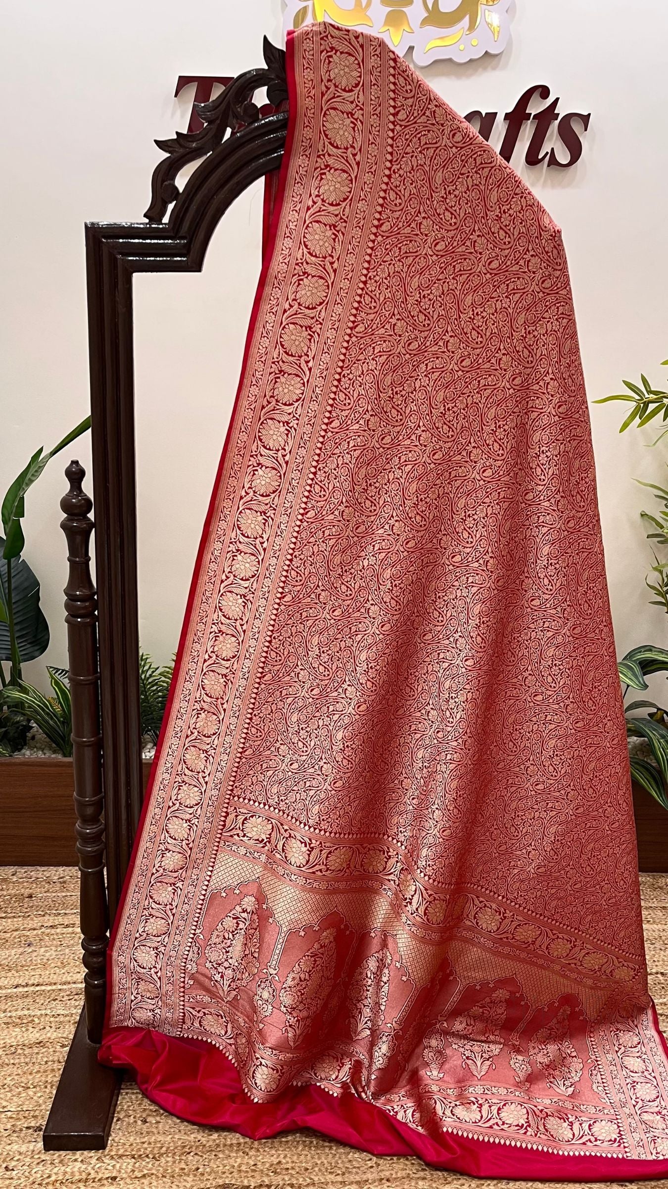 Pure Katan Silk Handloom Banarasi Saree - Tanchui Brocade