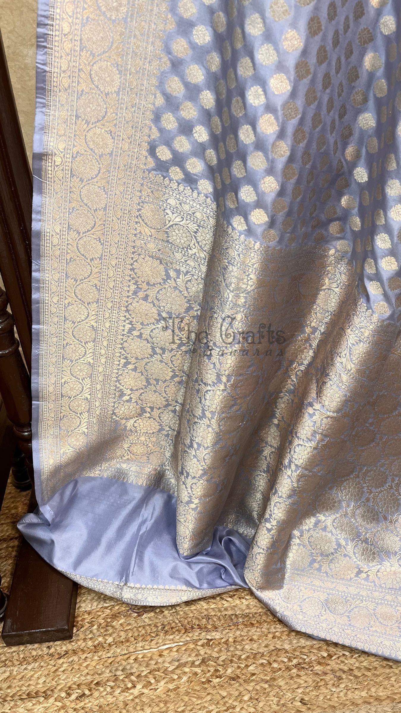 Pure Katan Silk Handloom Banarasi Saree - Jaal work