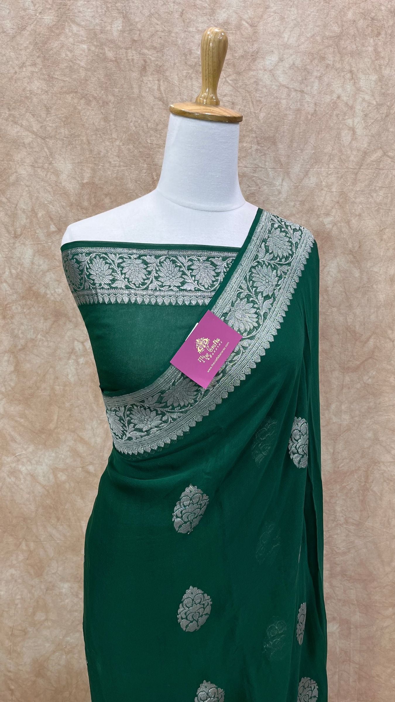 Pure Georgette Banarasi Handloom Saree - Silver Zari