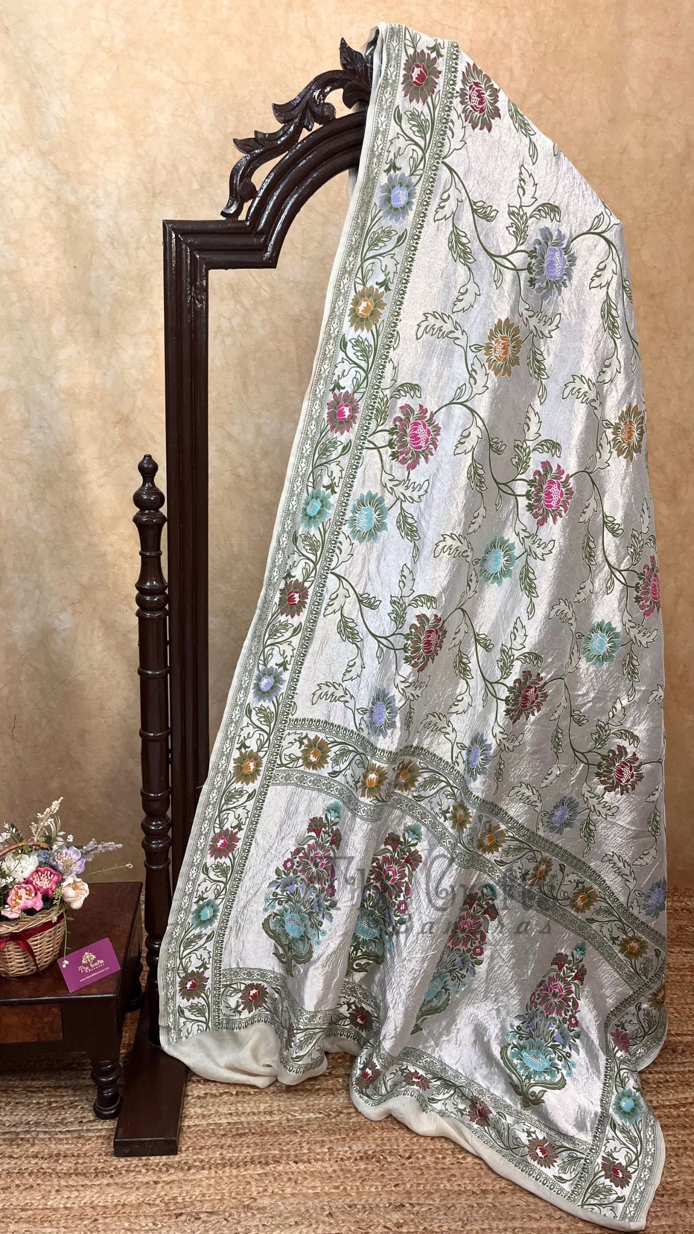 Pure Tussar Georgette Handloom Banarasi Saree - Brocade