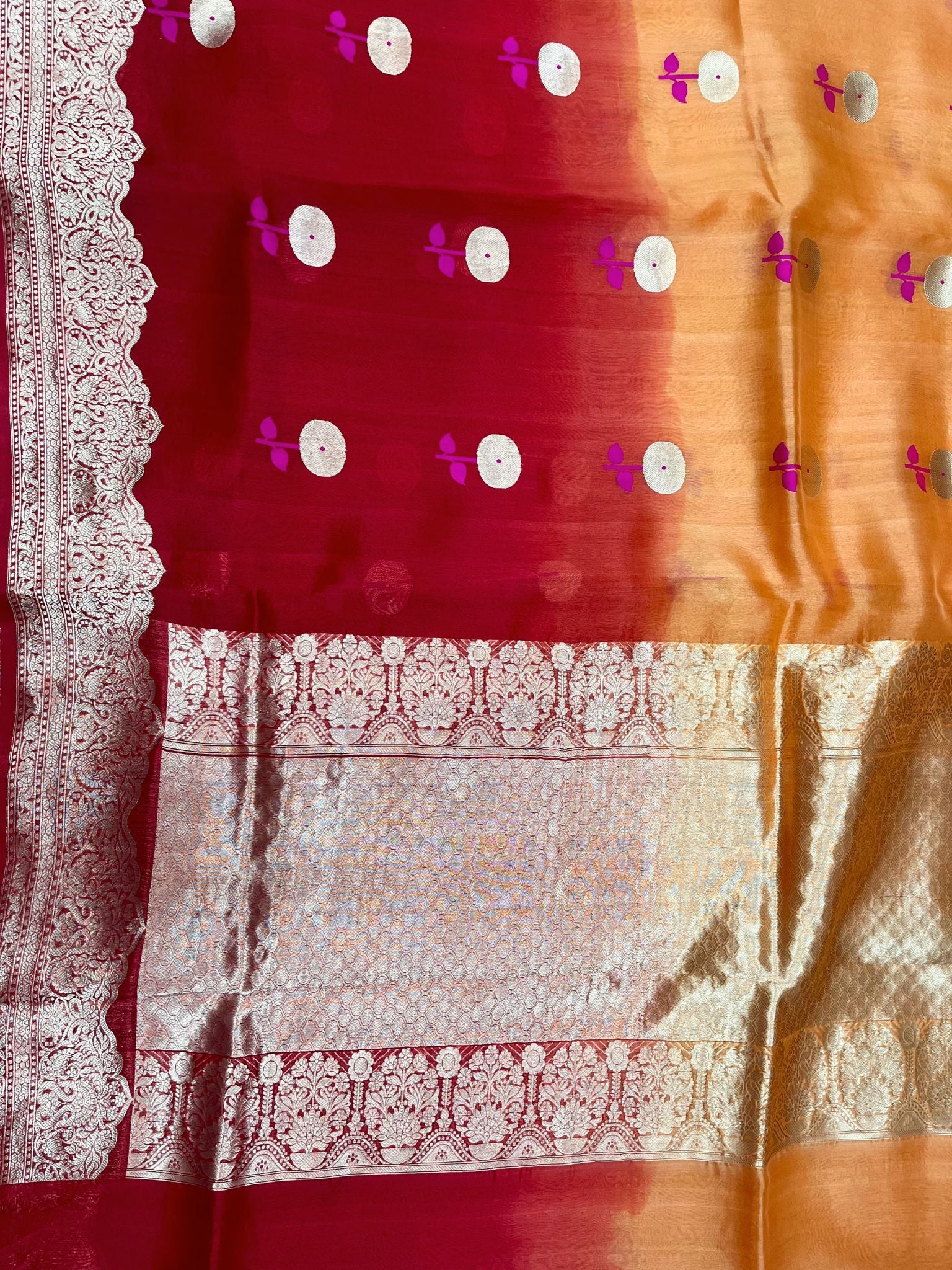 Pure Kora Silk Handloom Banarasi Saree - With Kadhua motifs