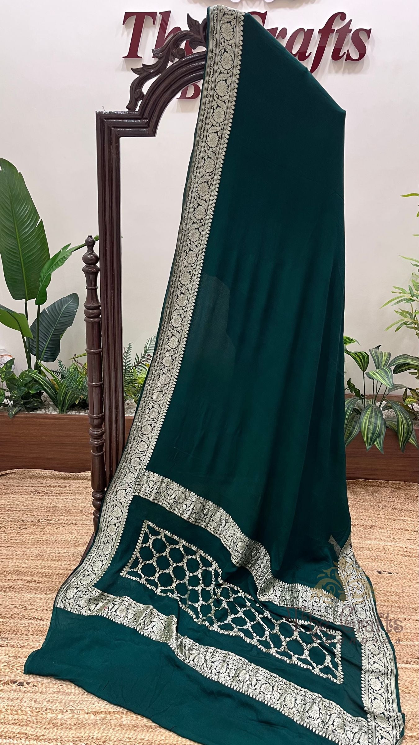 Khaddi Georgette Handloom Banarasi Saree