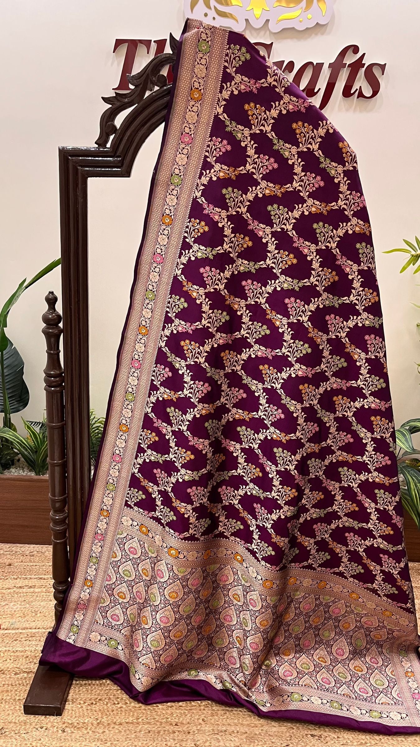 Pure Katan Silk Handloom Banarasi Saree - Jaal With Meenakari