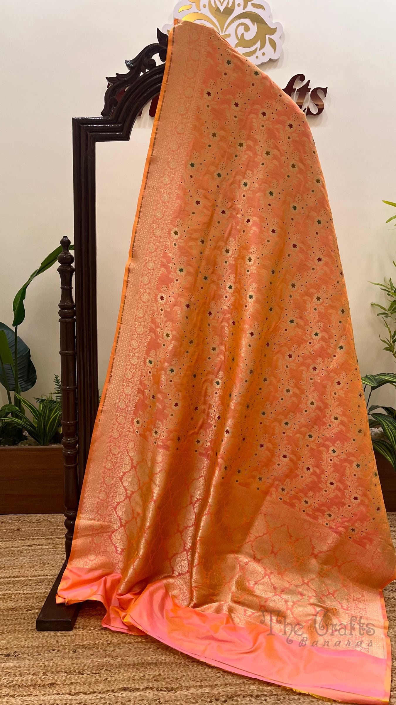 Pure Katan Silk Handloom Banarasi Saree - Jaal With Meenakari