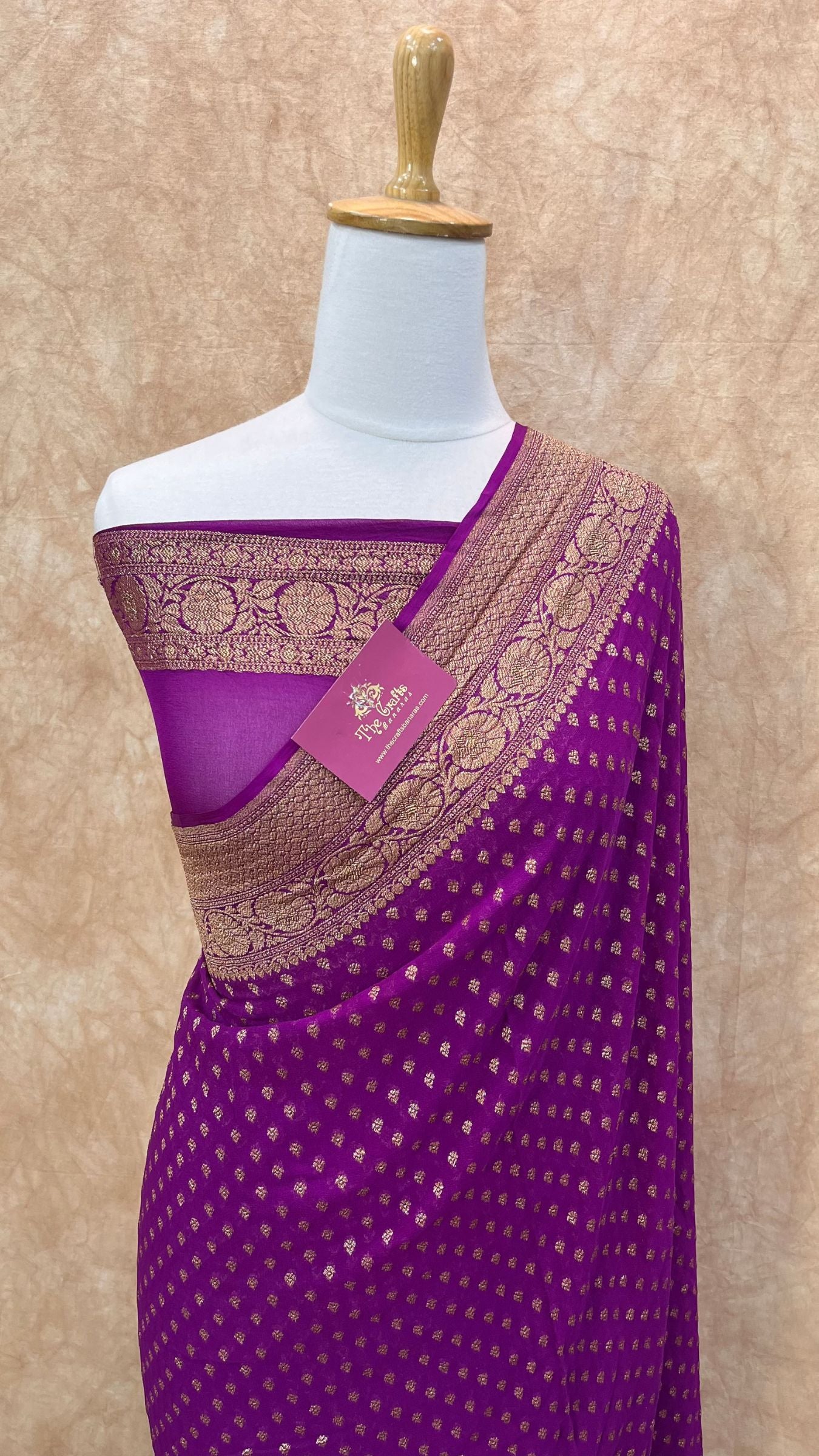 Khaddi Georgette Banarasi Saree - Antique Zari