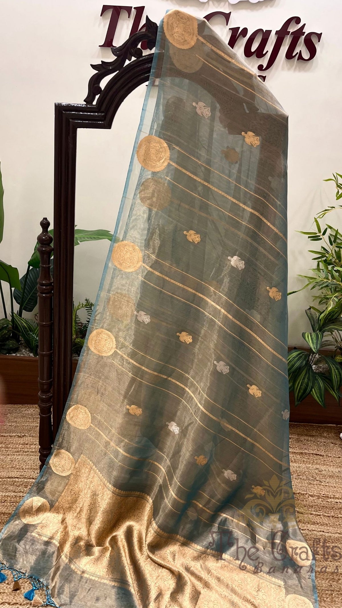 Pure Kora Tissue Silk Handloom Banarasi Saree- Kadhua Motifs