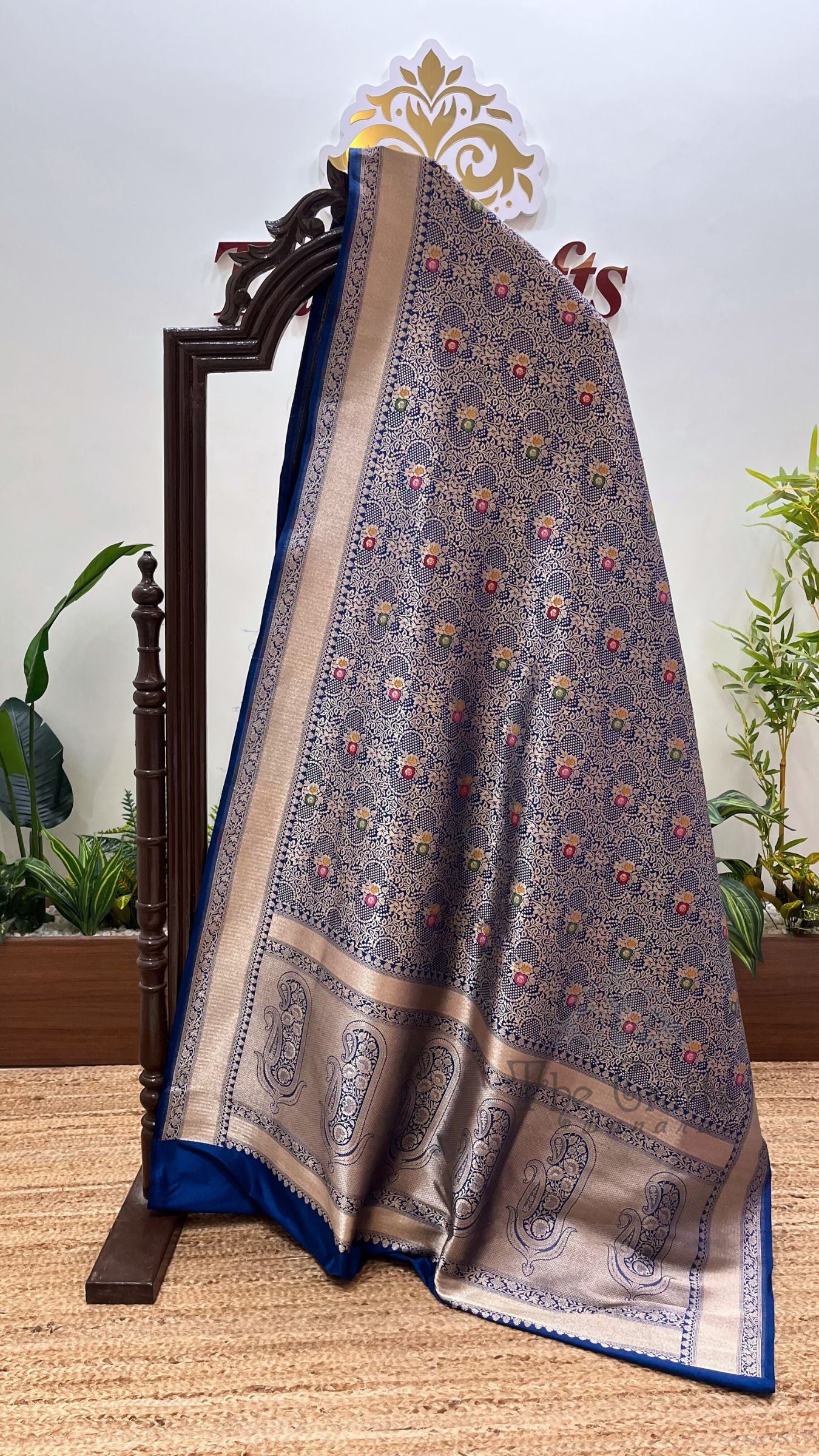 Pure Katan Silk Handloom Banarasi Saree - Tanchui Brocade Meena