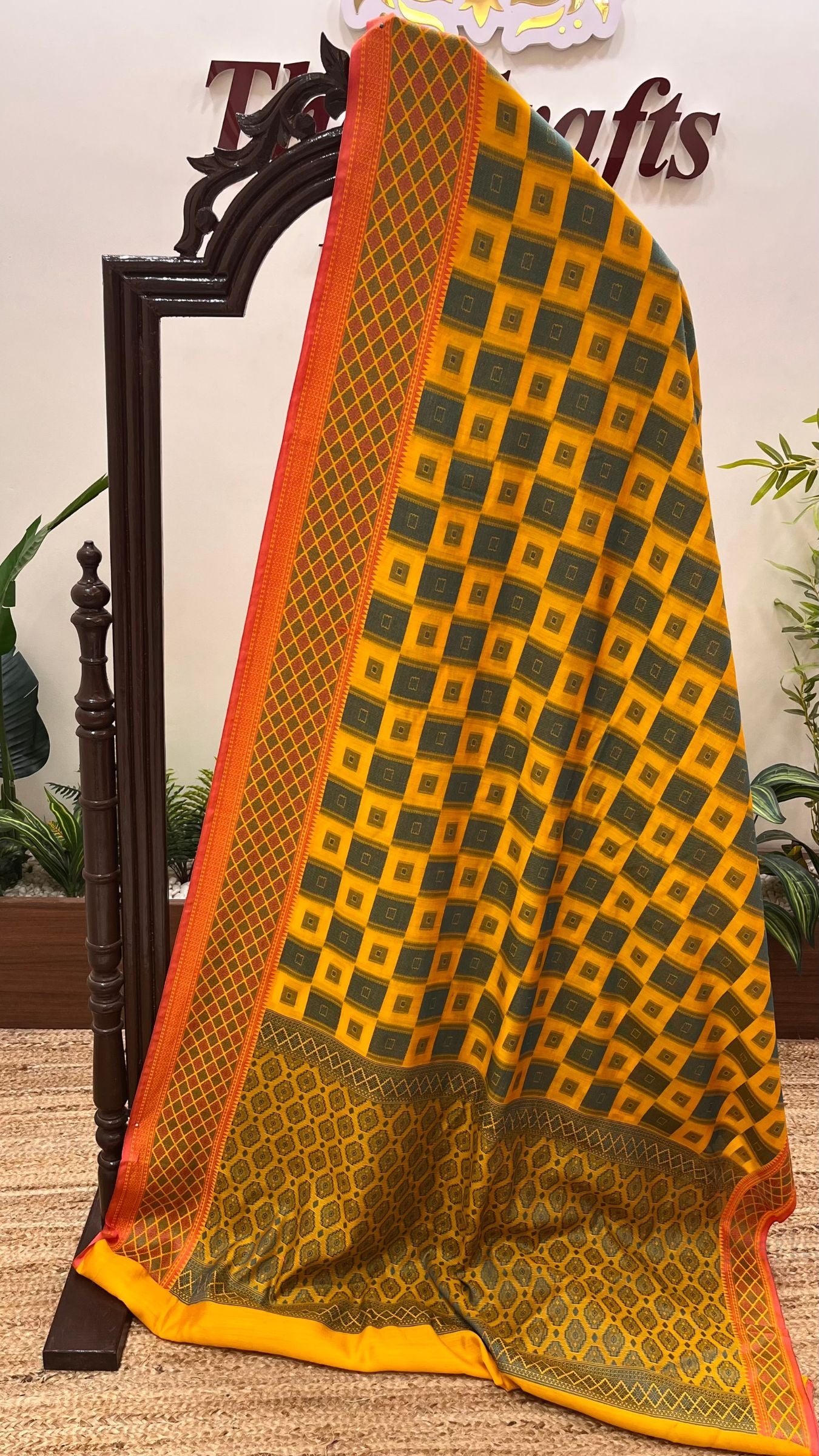Pure Chiniya Silk Banarasi Saree