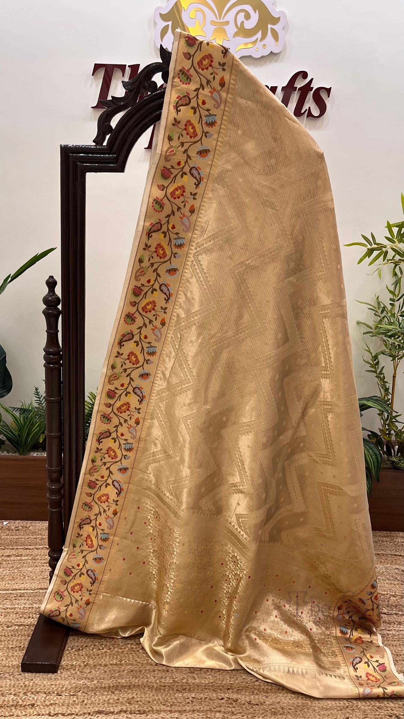 Pure Zari Kota Tissue Silk Handloom  Banarasi Saree - Meenakari