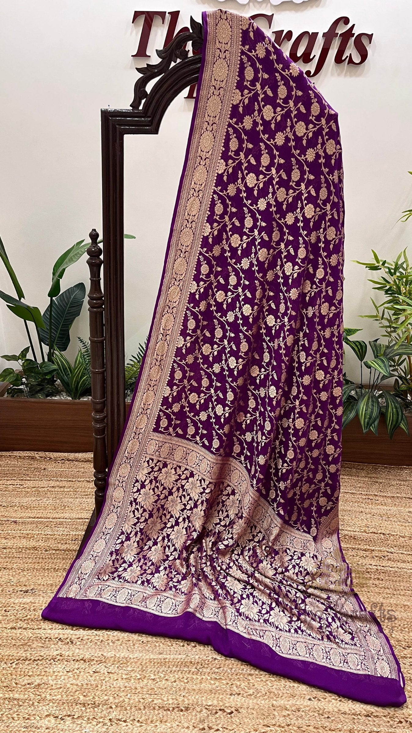 Khaddi Georgette Banarasi Saree - Gold Zari