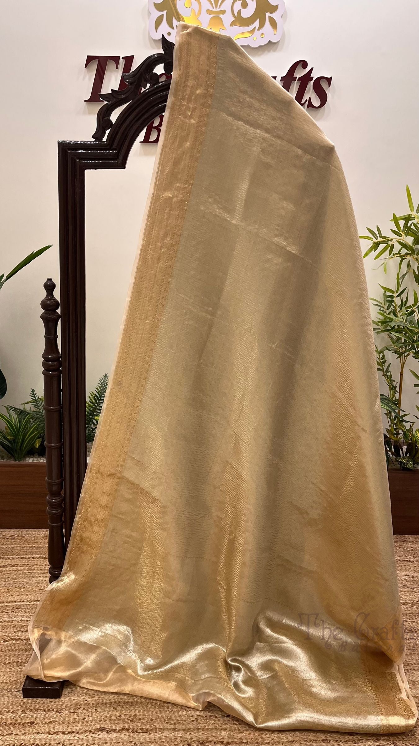 Pure Tissue Silk Brocade Banarasi Saree