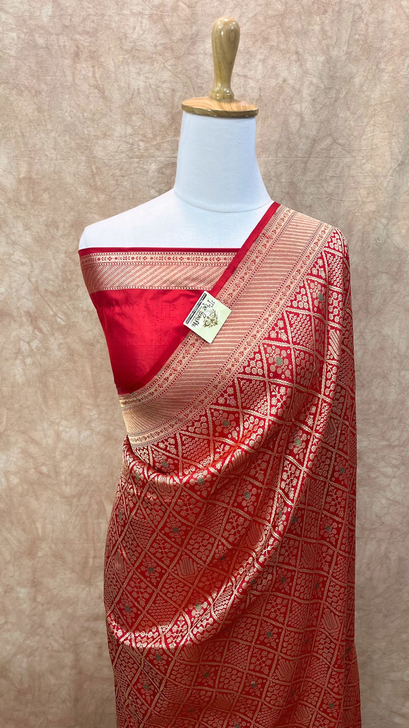 Pure Katan Silk Handloom Banarasi Saree - Tanchui Brocade Meena