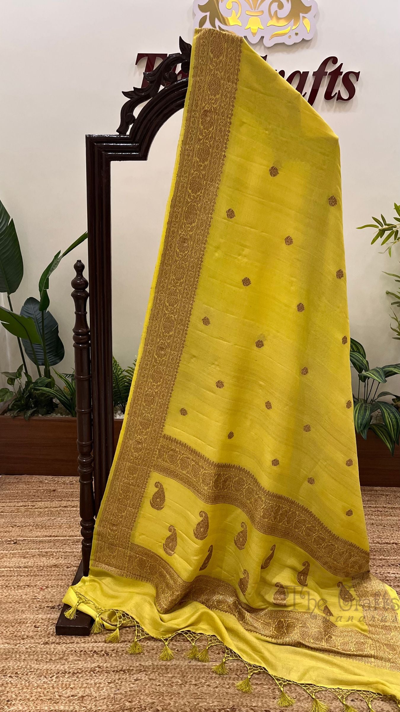 Tussar Georgette Handloom Banarasi Saree - Antique Zari