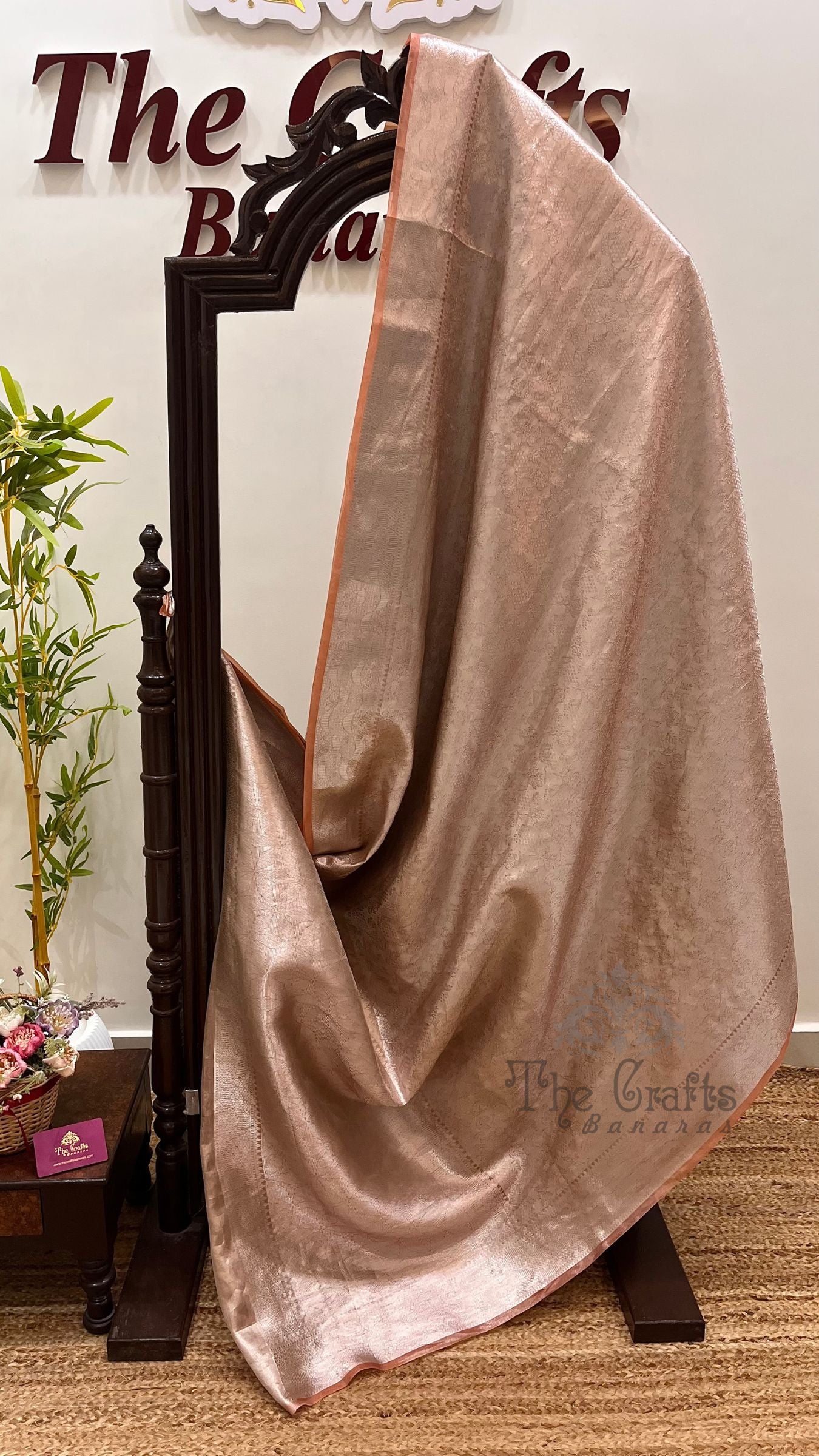 Pure Tissue Brocade Banarasi Saree