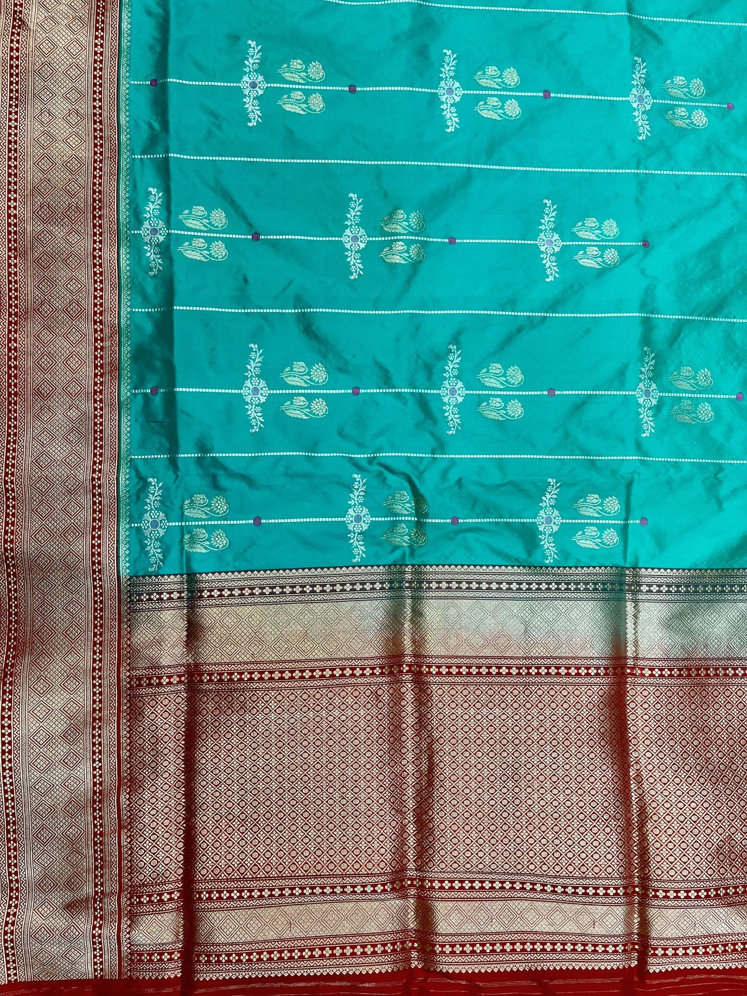 Pure Katan Silk Handloom Banarasi Saree - with kadhua meenakari motifs