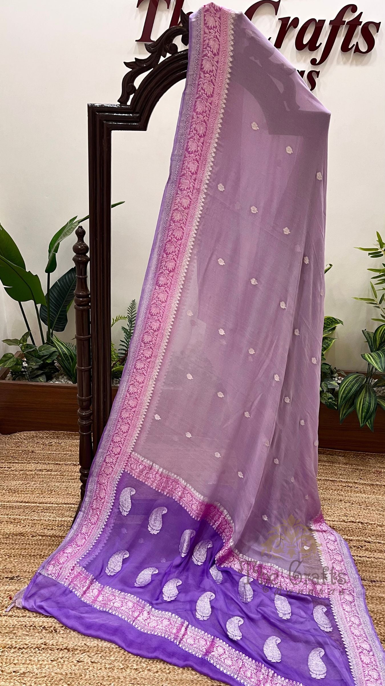 Pure Georgette Handloom Banarasi Saree