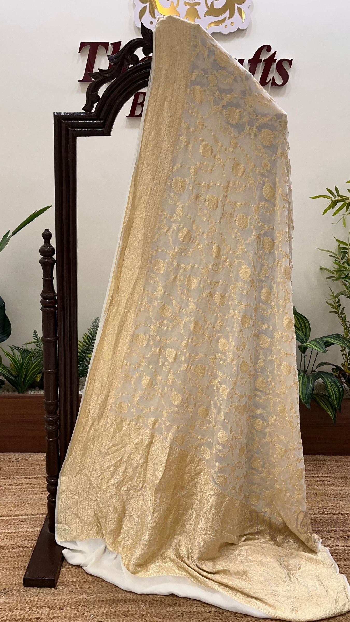Khaddi Georgette Banarasi Saree - Water Zari