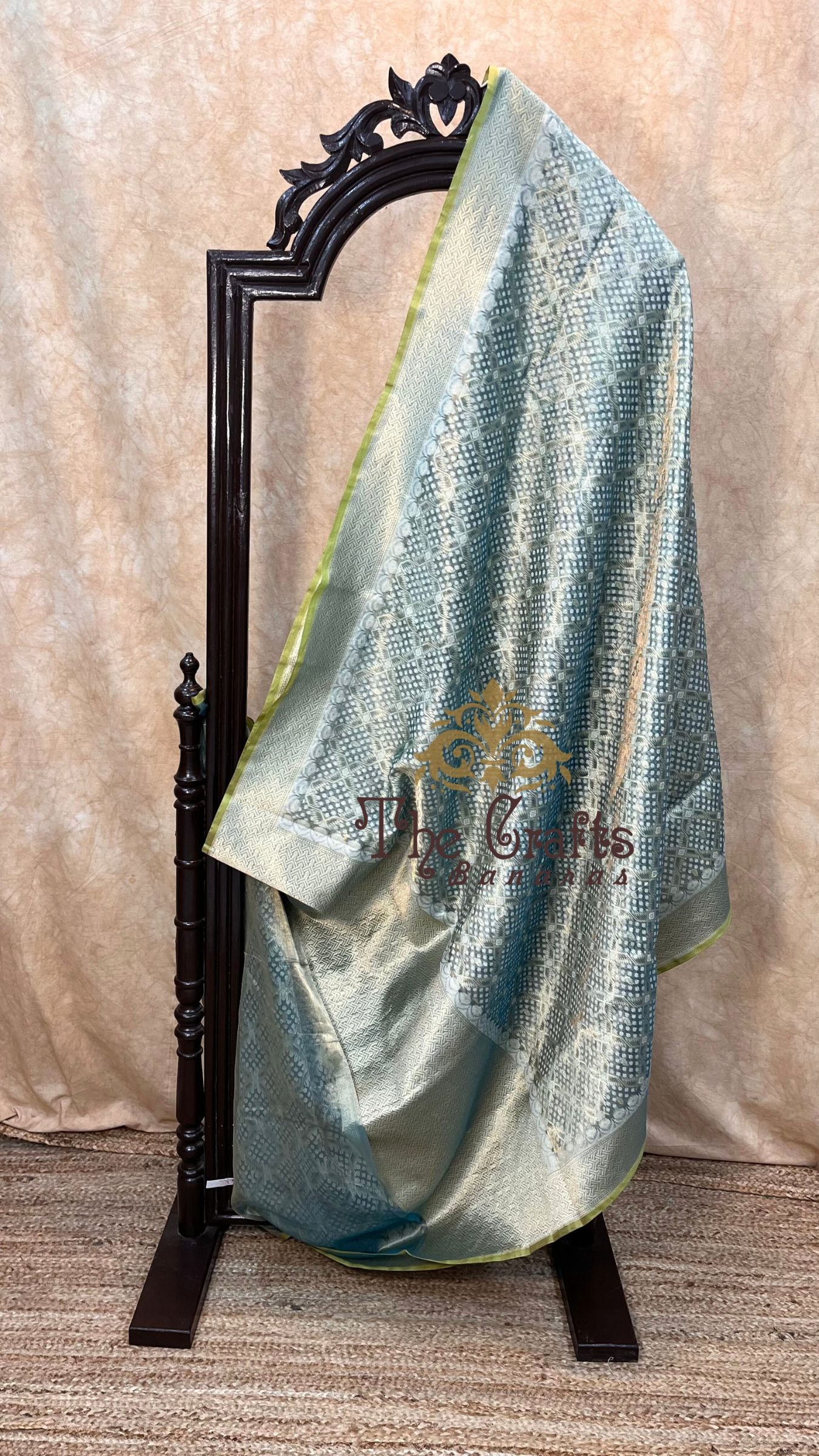 Pure Tissue Silk Handloom Banarasi Saree - Reshmi Zari