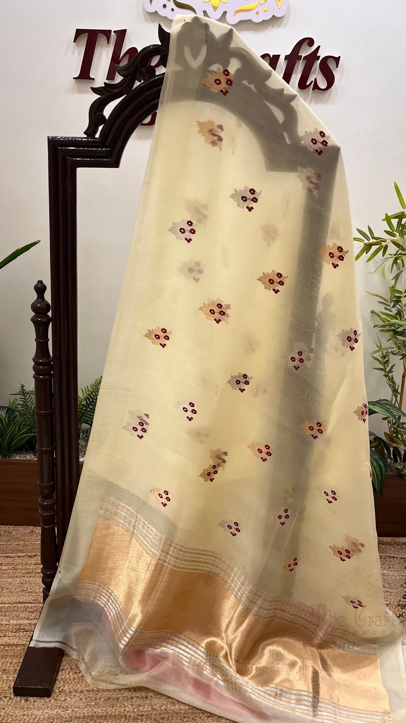 Pure Kora Silk Handloom Banarasi Saree