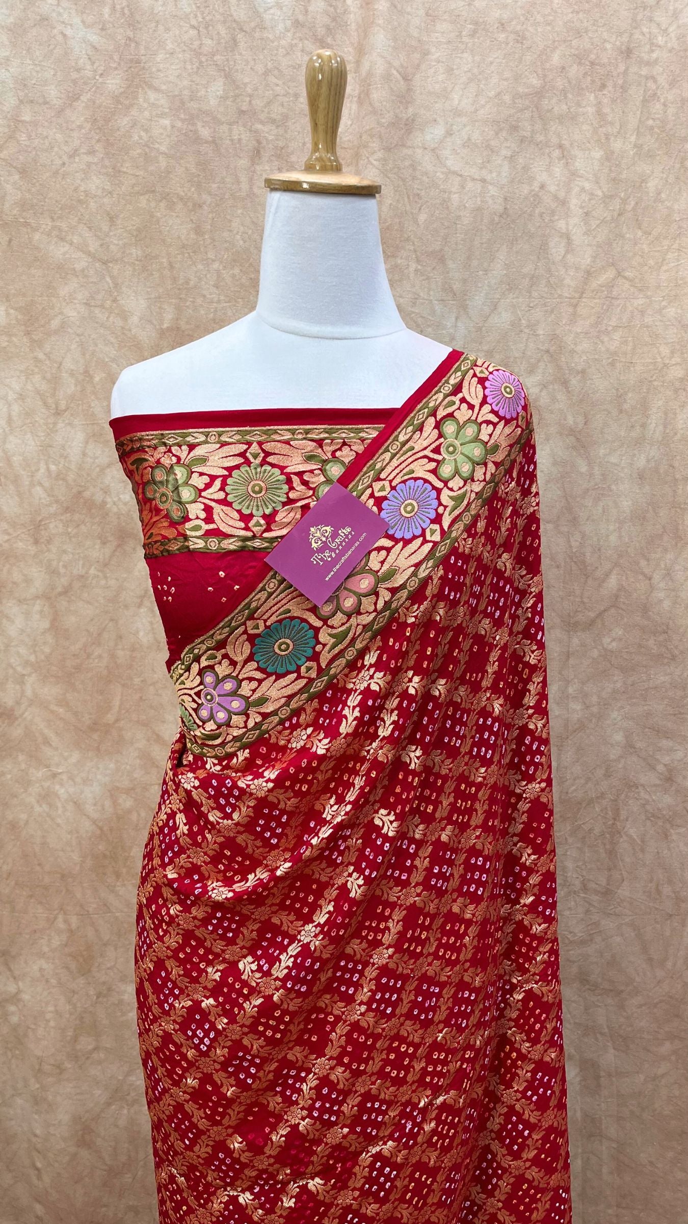 Pure Georgette Banarasi Handloom Bandhej Saree-With Meenakari Work