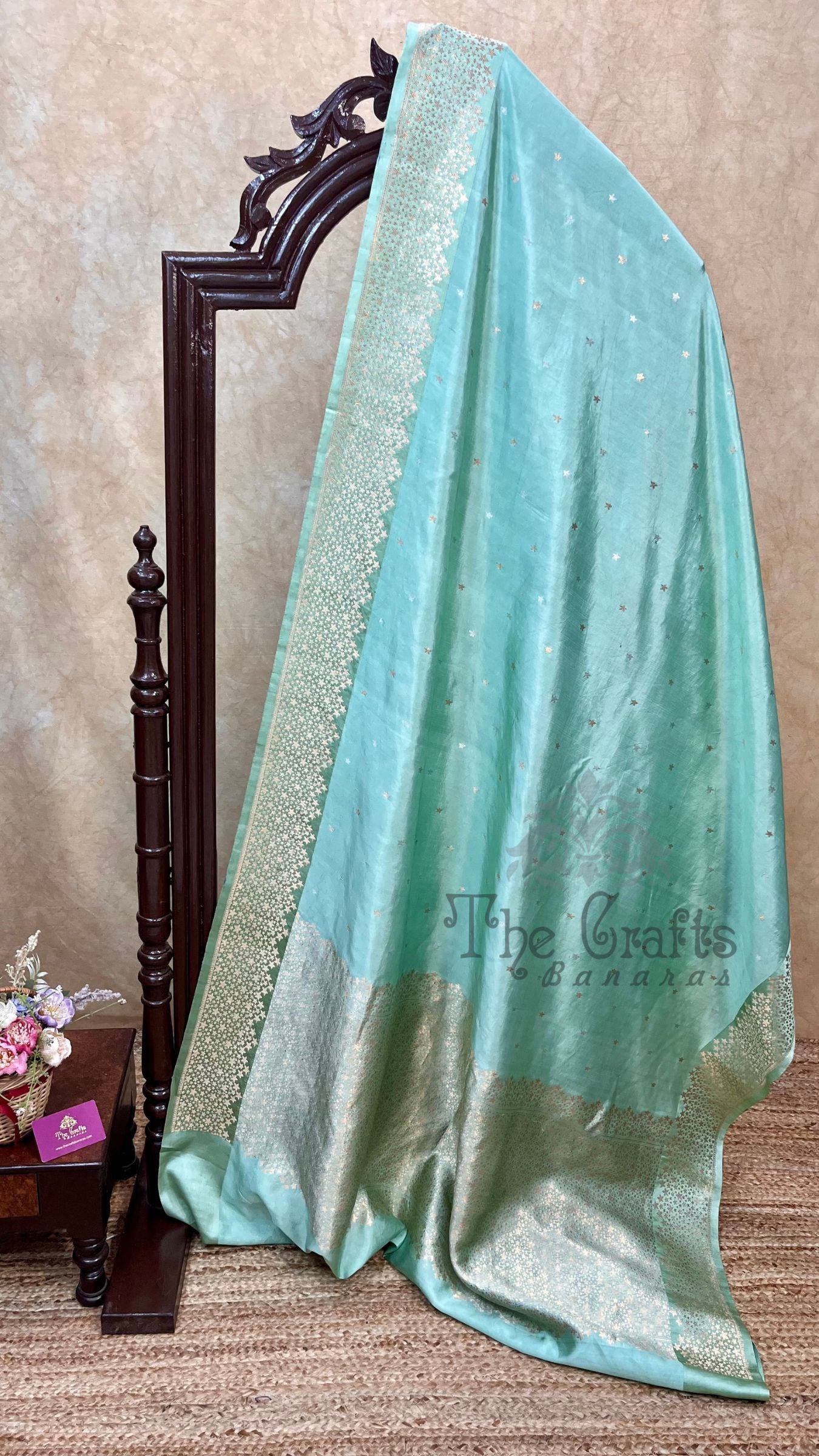 Pure Mango Silk Handloom Banarasi Saree - With Sona Roopa Motifs