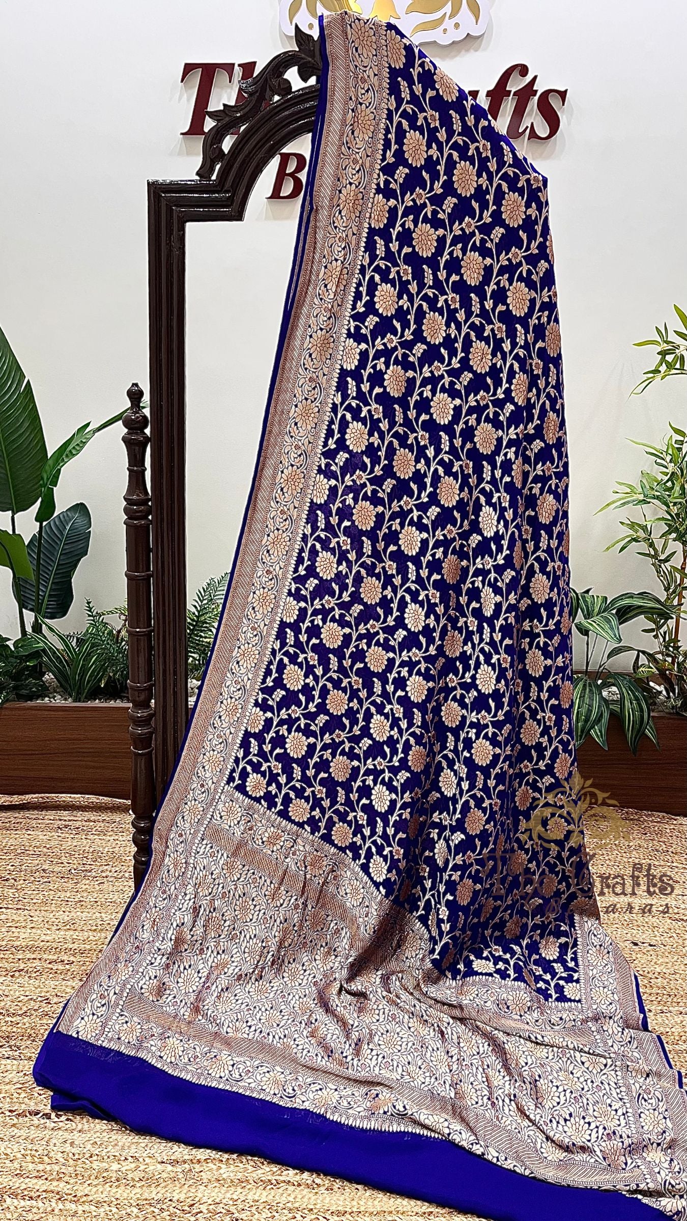 Khaddi Georgette Handloom Banarasi Saree