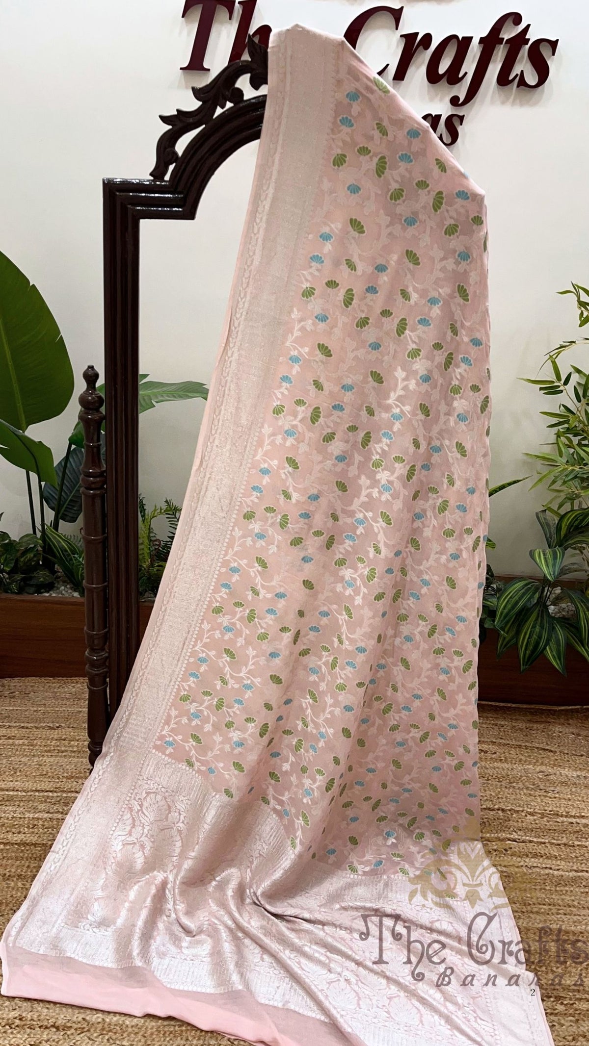 Khaddi Georgette Handloom Banarasi Saree - Jaal with Meenakari