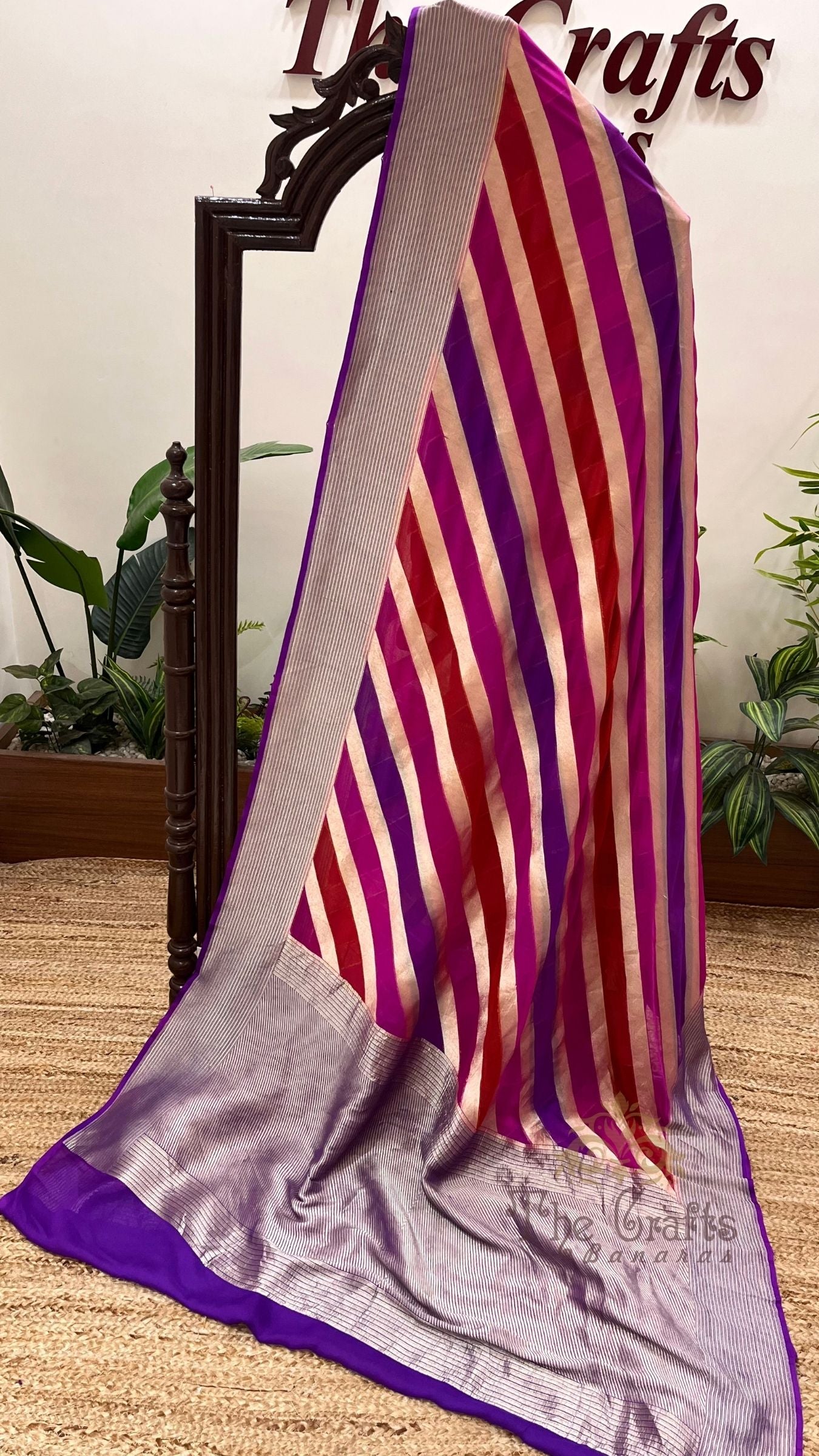 Khaddi Georgette Handloom Banarasi Saree