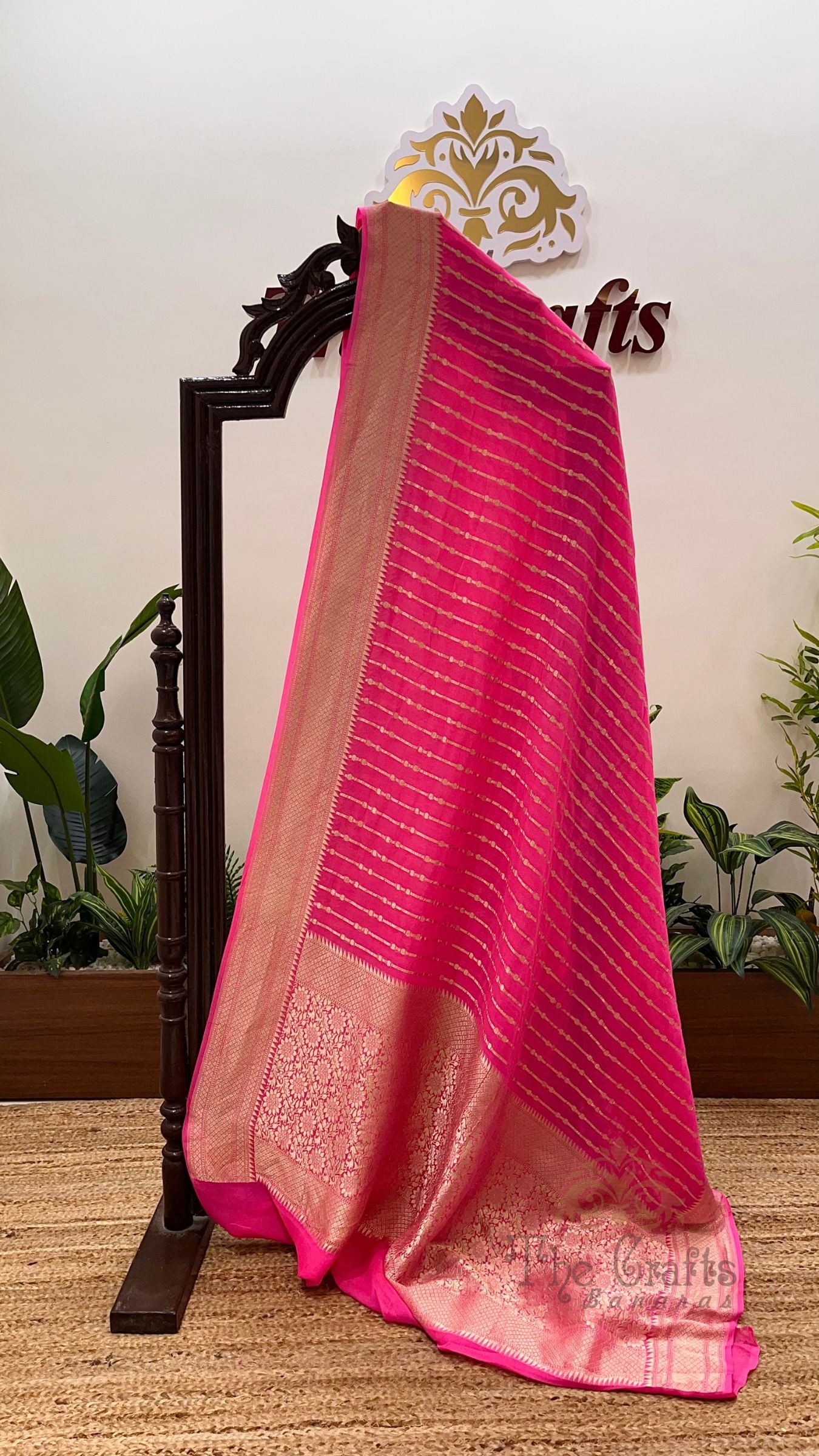 Khaddi Georgette Banarasi Saree - Water Zari