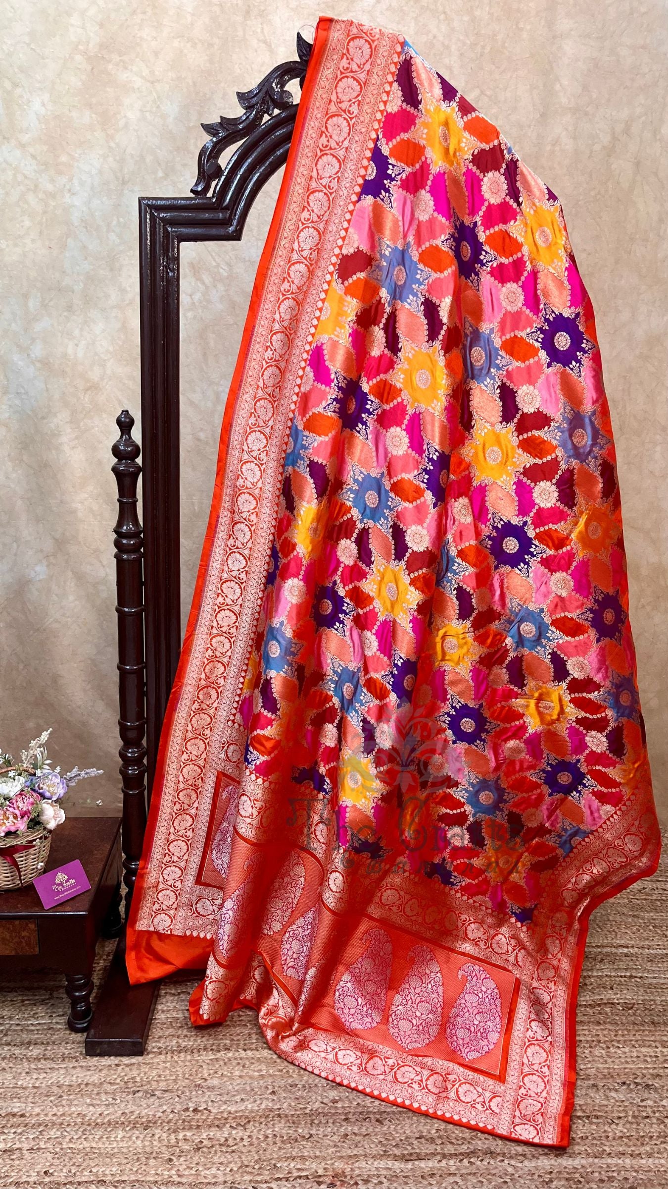 Rangkat Pure Katan Silk Handloom Banarasi Saree - with Jaal Work with meenakari