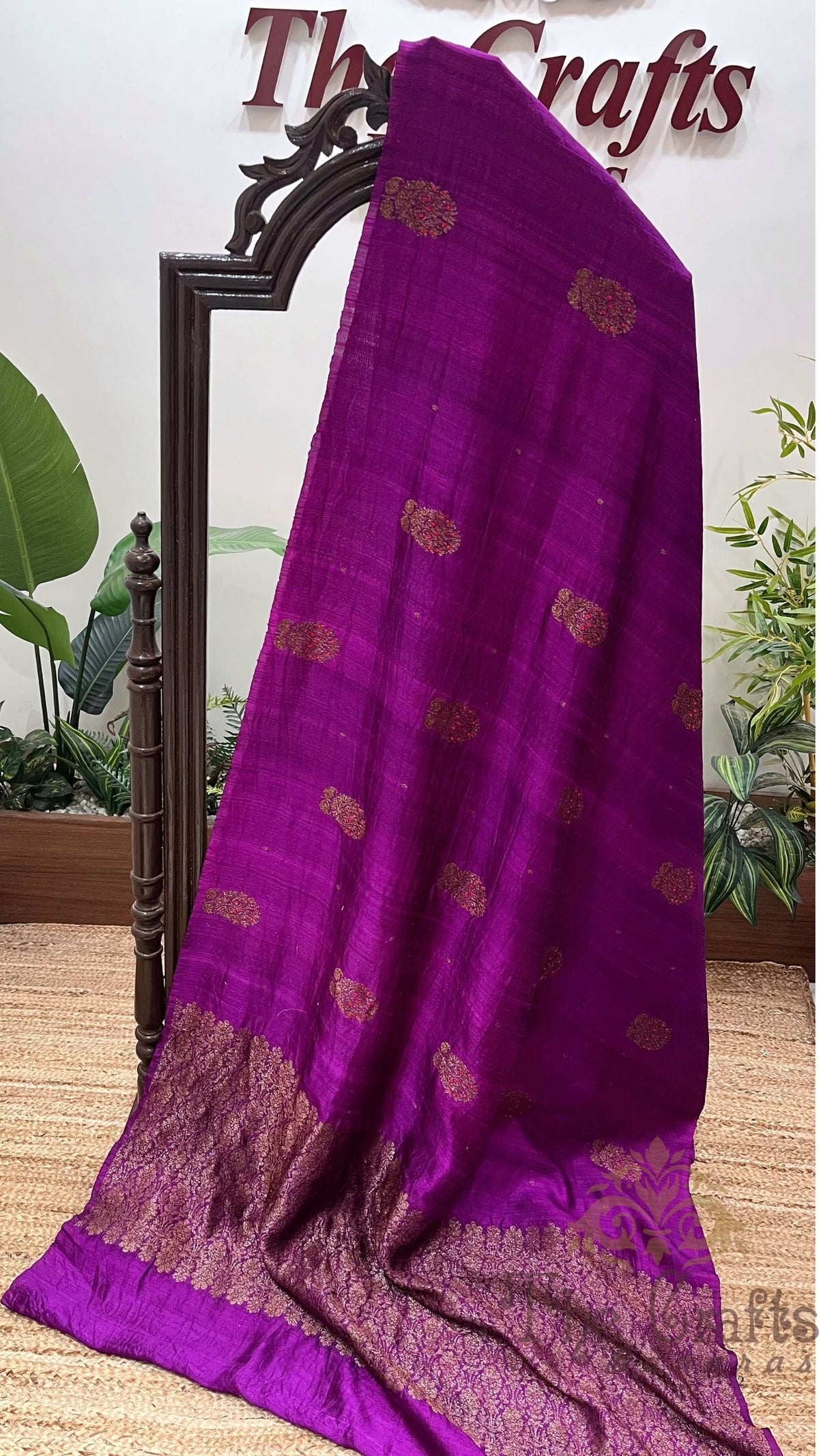Pure Raw Silk Handloom Banarasi Saree