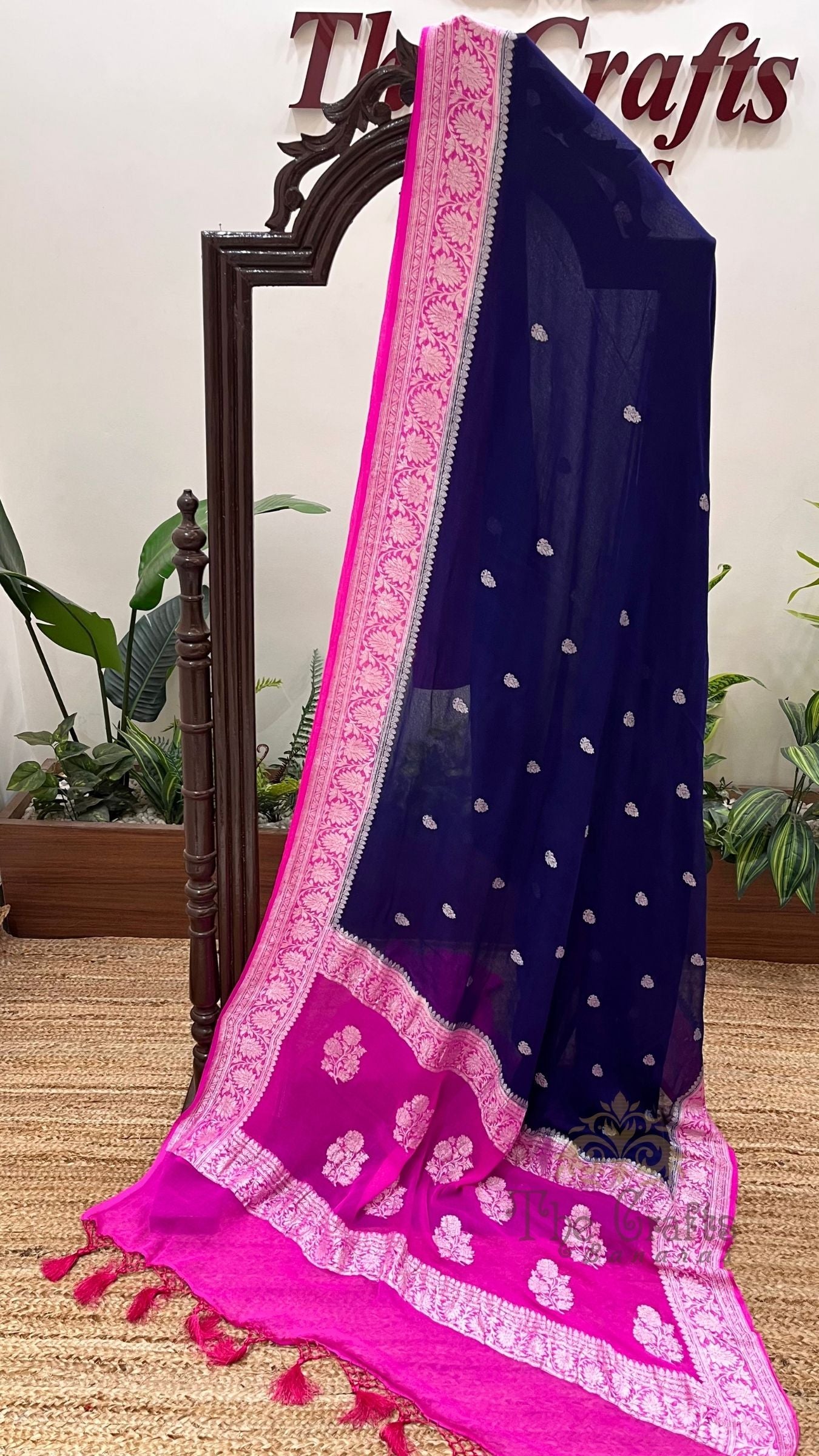 Pure Georgette Handloom Banarasi Saree