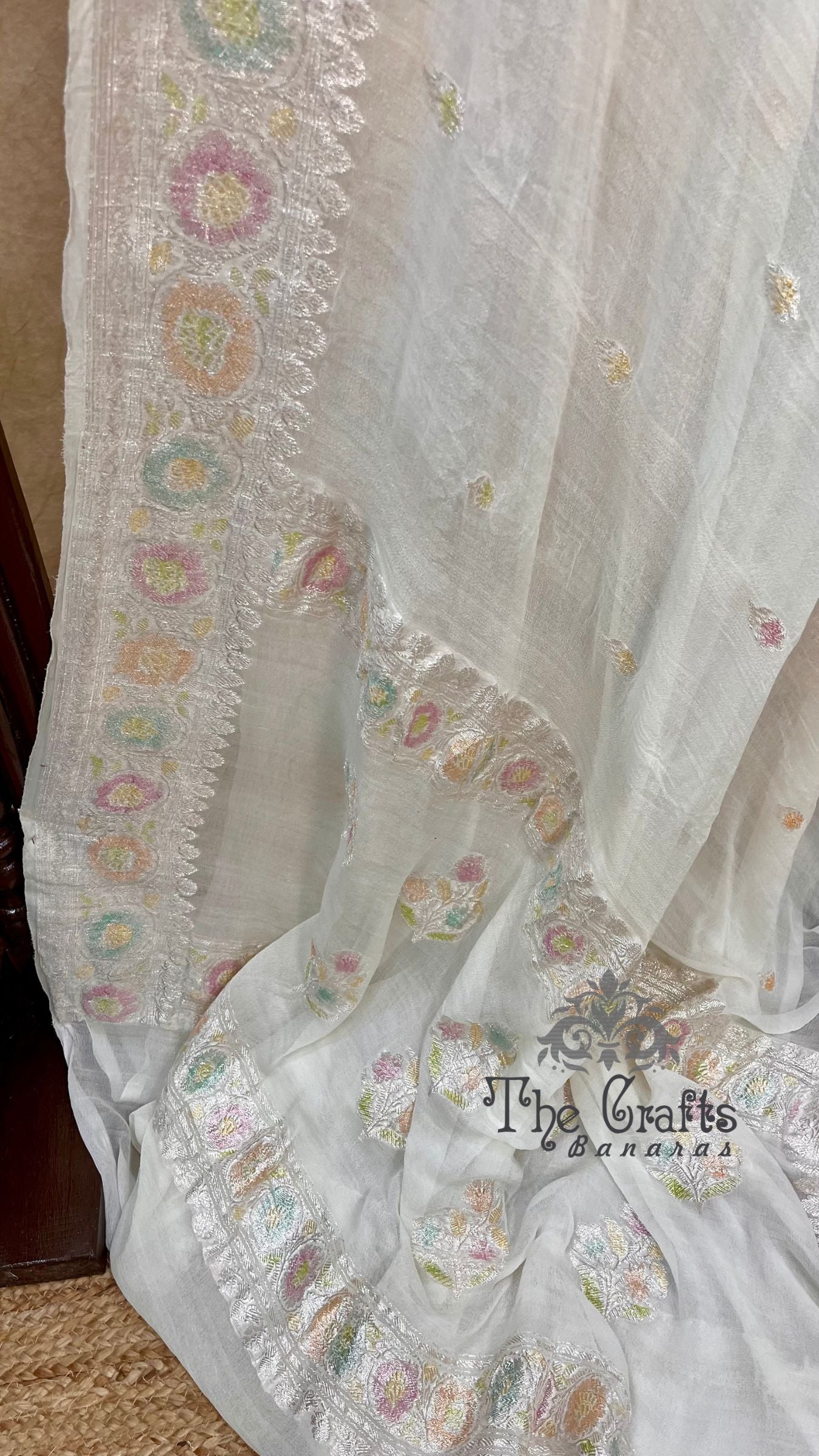 Pure Georgette Handloom Banarasi Saree - Silver Zari