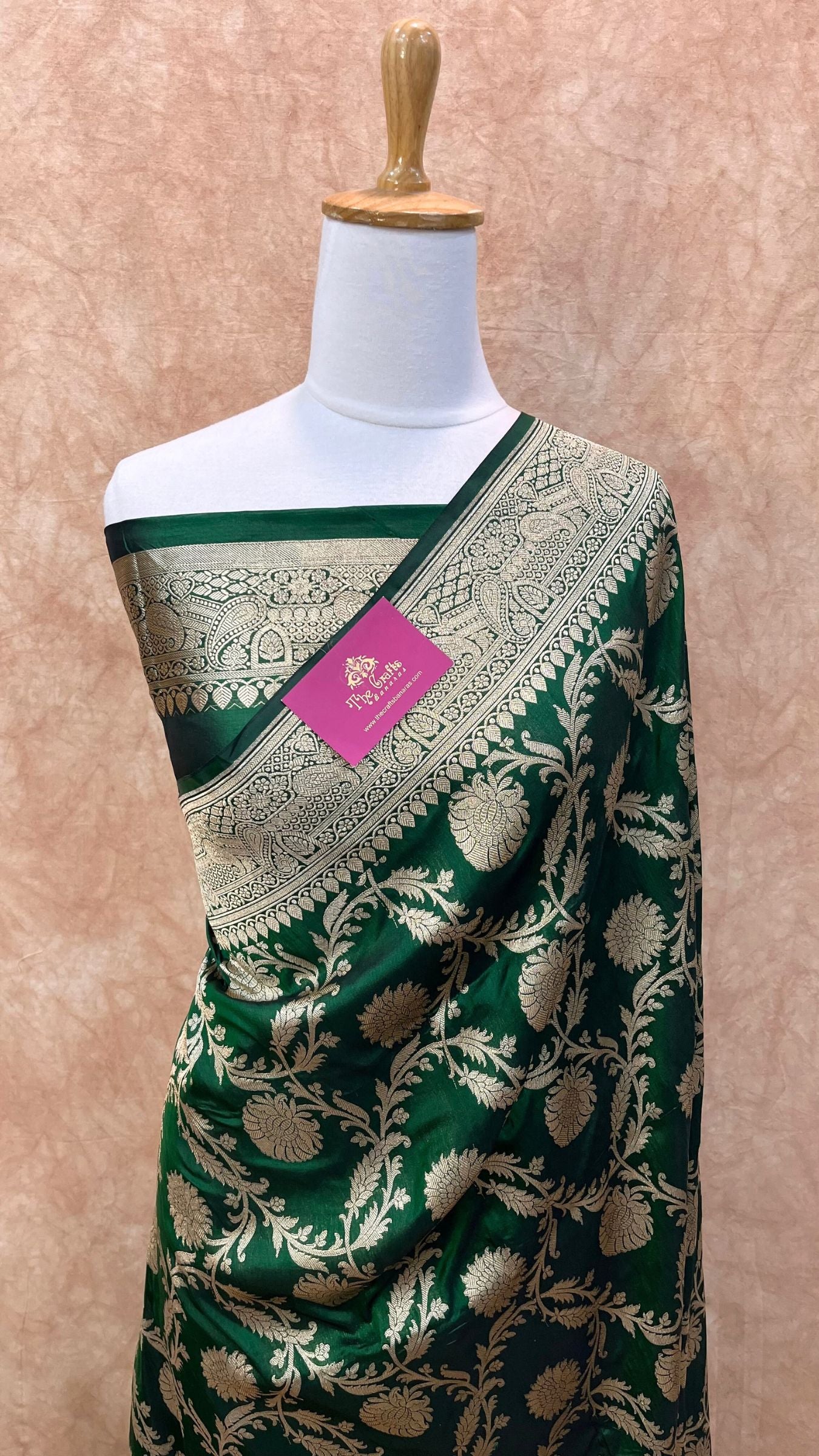 Pure Katan Silk Handloom Banarasi Saree - Jaal work