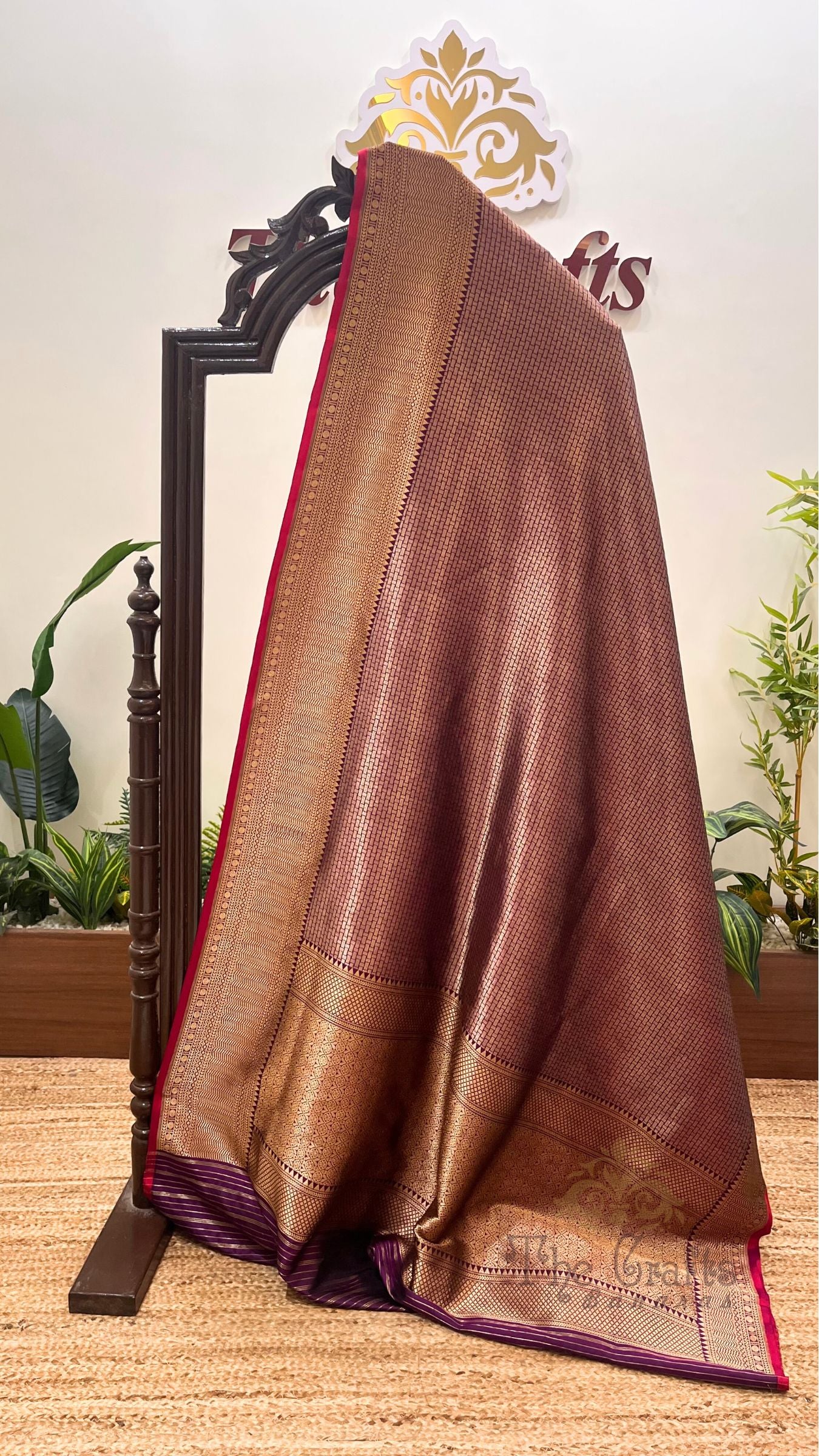 Pure Katan Silk Handloom Banarasi Saree - Tanchui Brocade