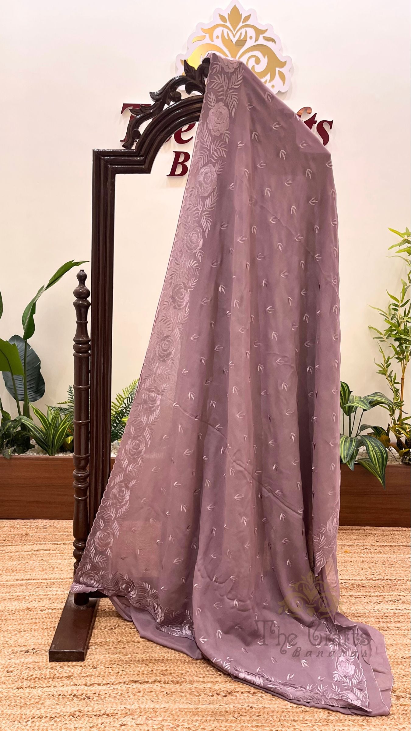 Pure Georgette Chikankari Handloom Banarasi Saree