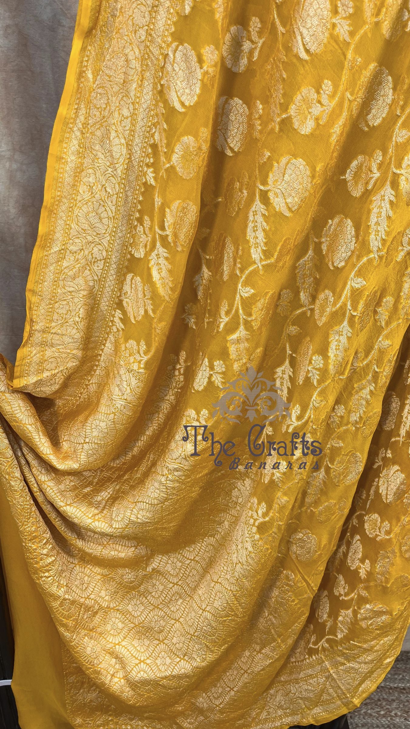 Khaddi Georgette Banarasi Saree - Gold Zari