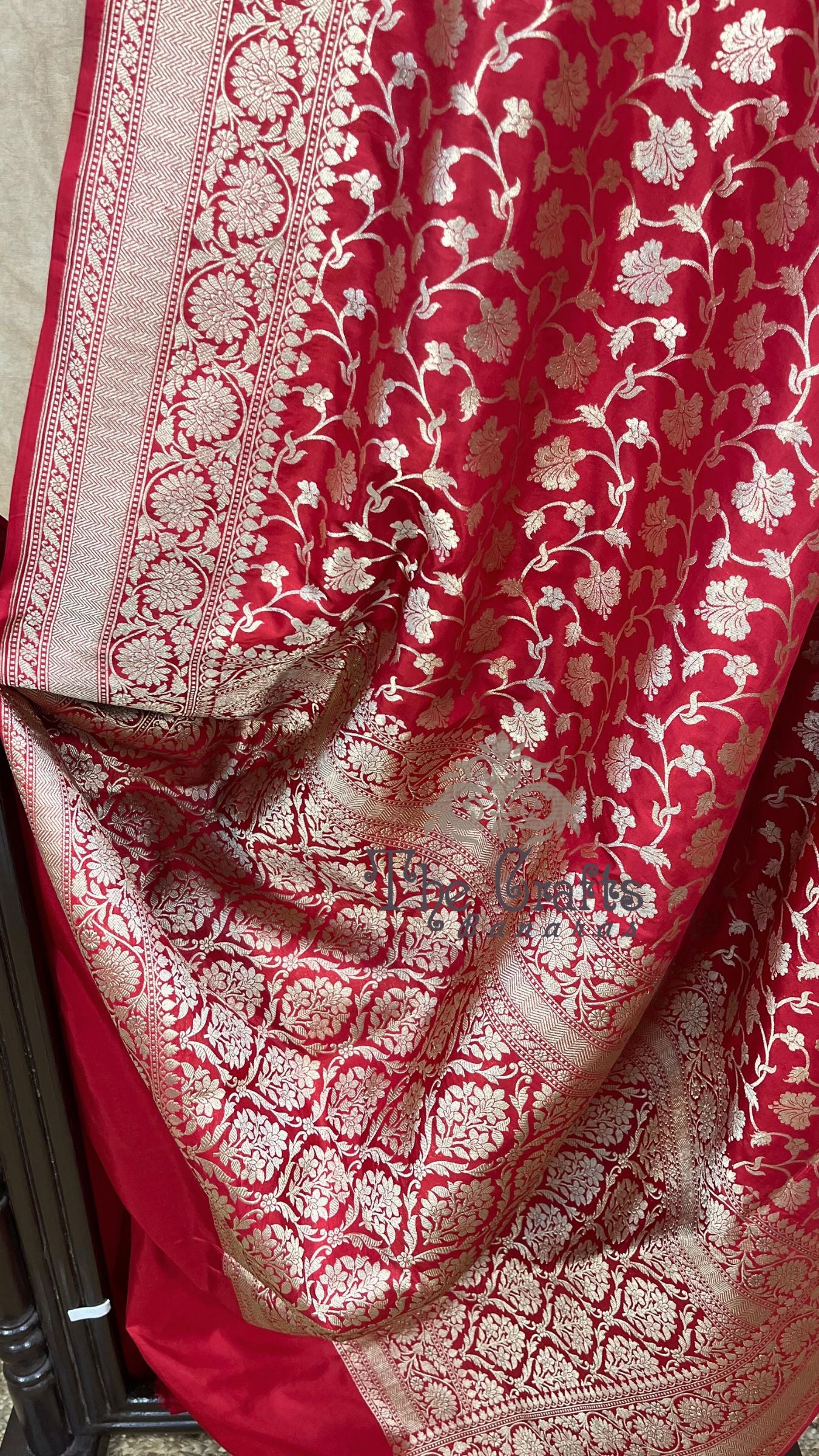 Pure Katan Silk Handloom Banarasi Saree - Jaal work