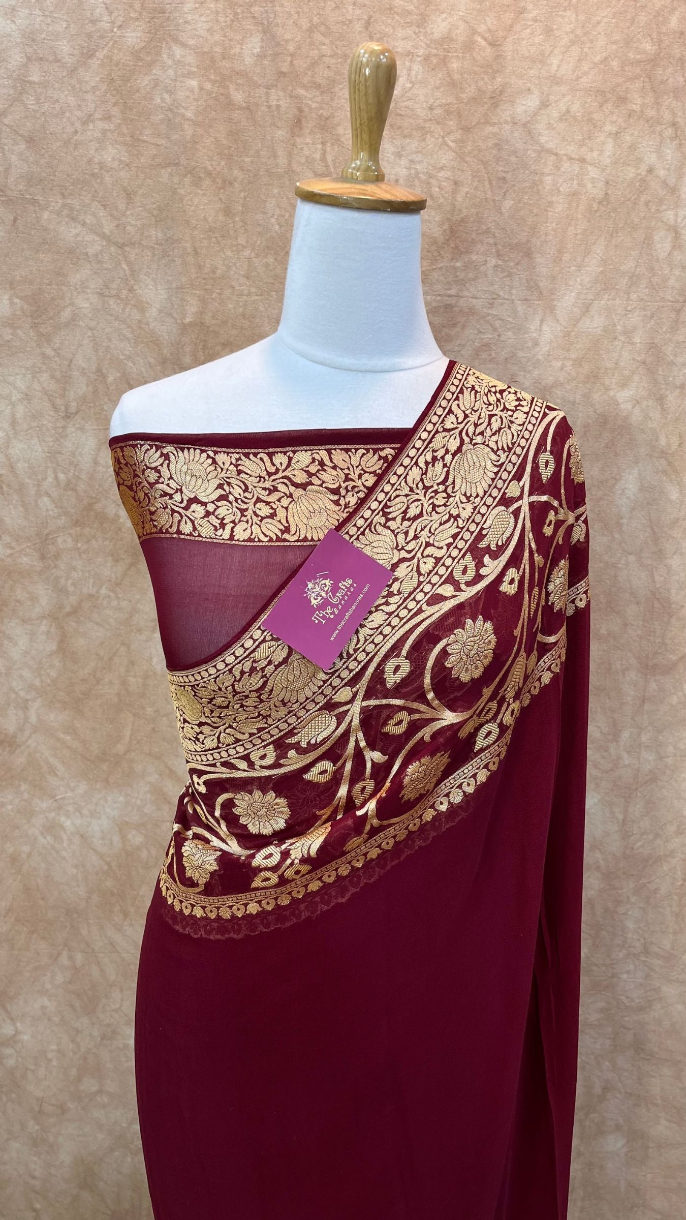 Khaddi Georgette Banarasi Saree - Gold Zari