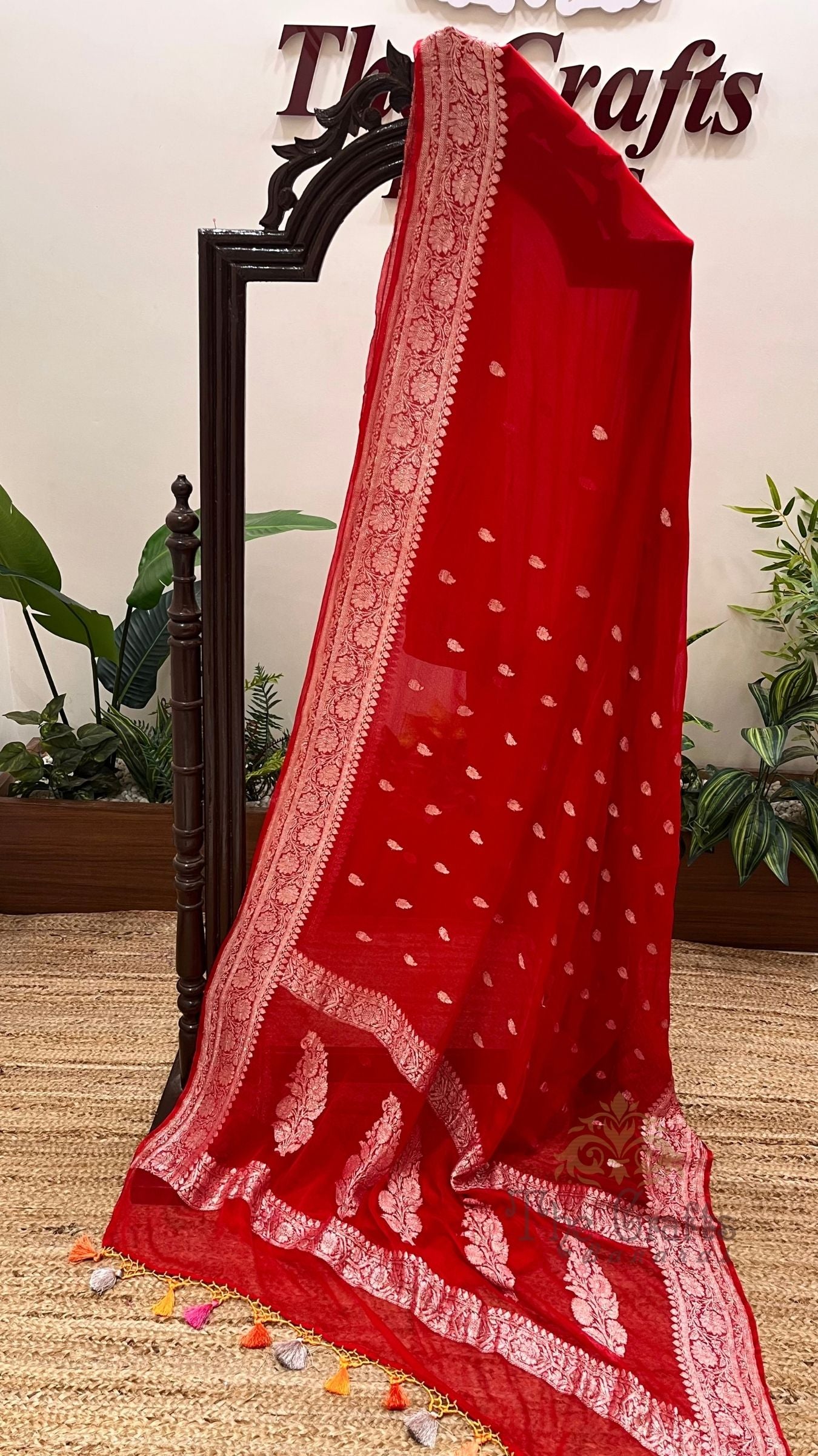 Pure Georgette Handloom Banarasi Saree