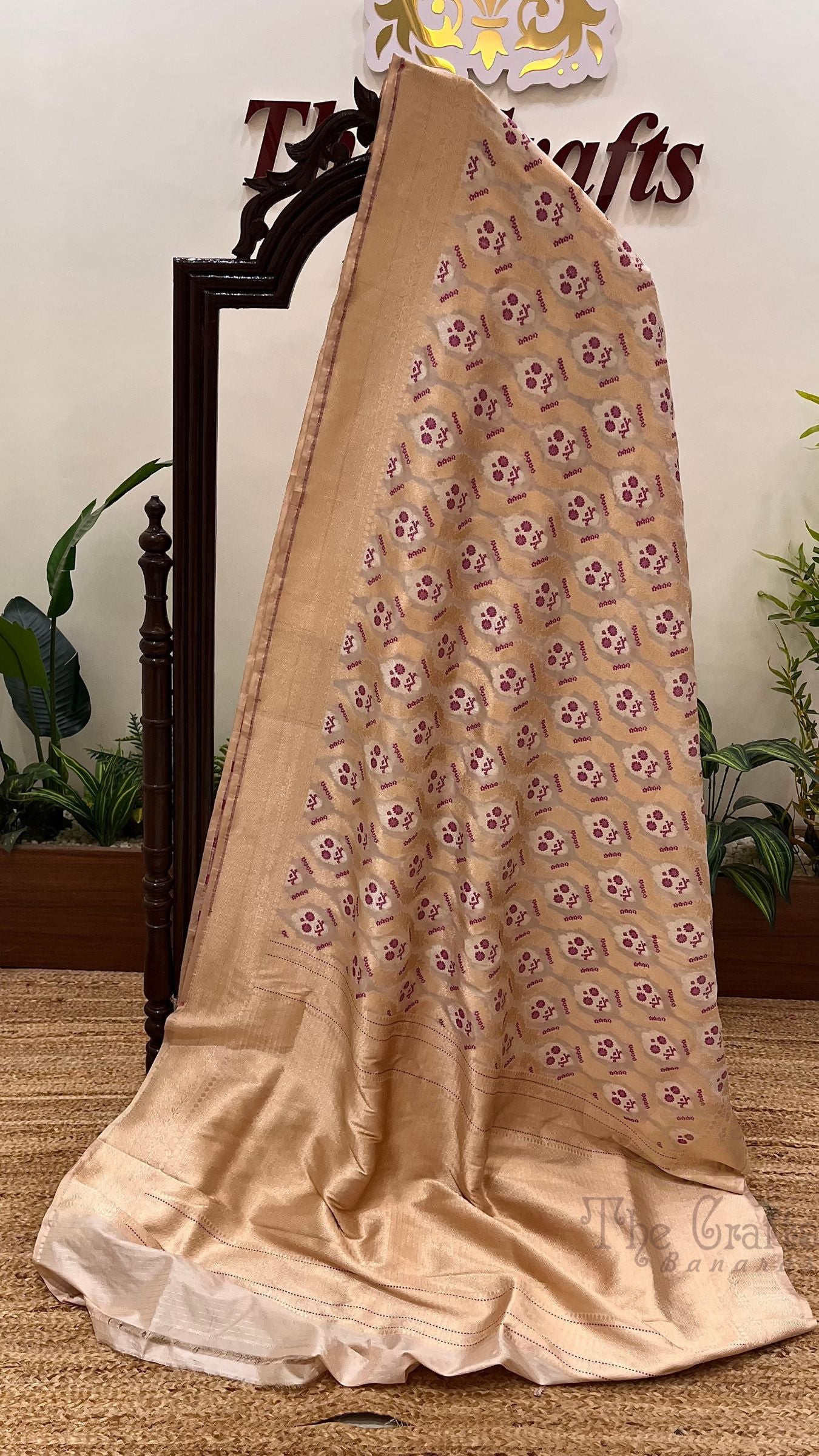 Pure Katan Silk Handloom Banarasi Saree - Jaal With Meenakari