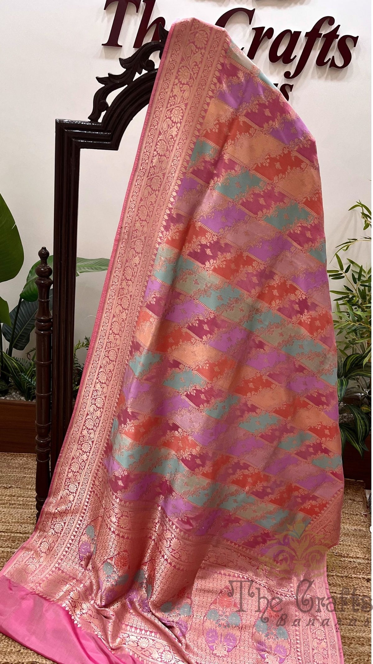 Rangkat Pure Katan Silk Handloom Banarasi Saree - Jaal work with meenakari