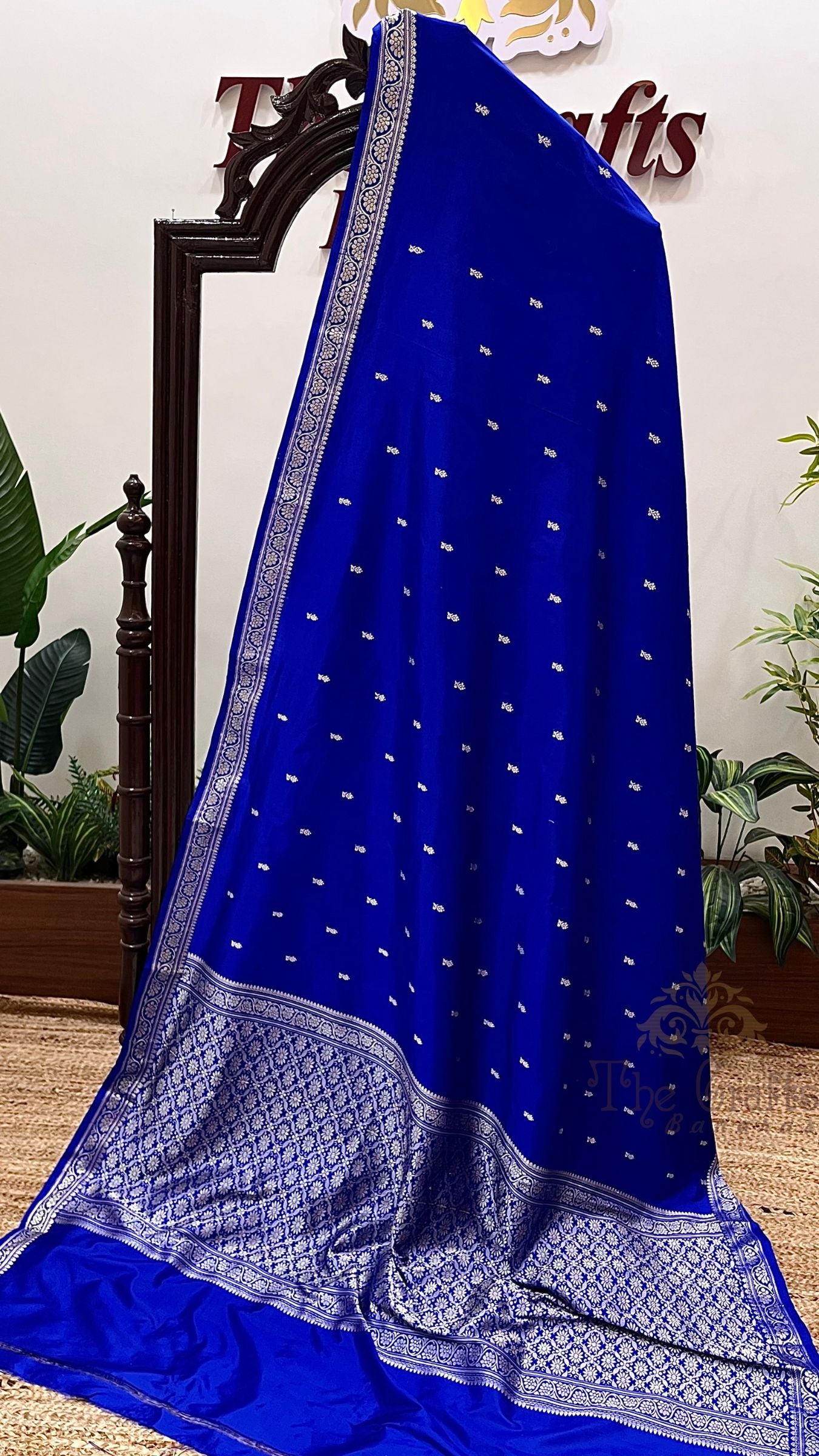 Pure Katan Silk Handloom Banarasi Saree - Resham Chunri Buti