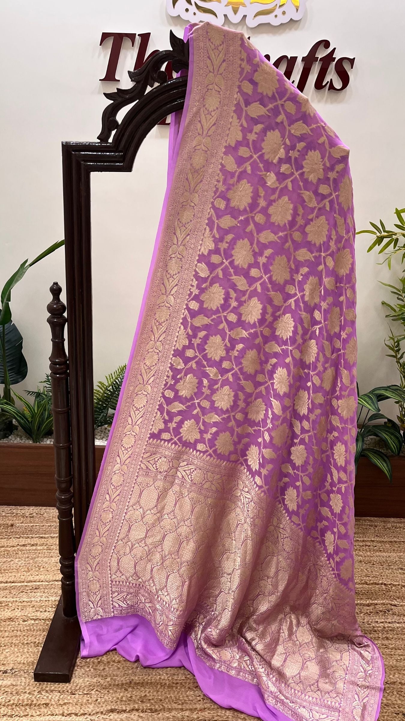 Khaddi Georgette Handloom Banarasi Saree - Water Zari